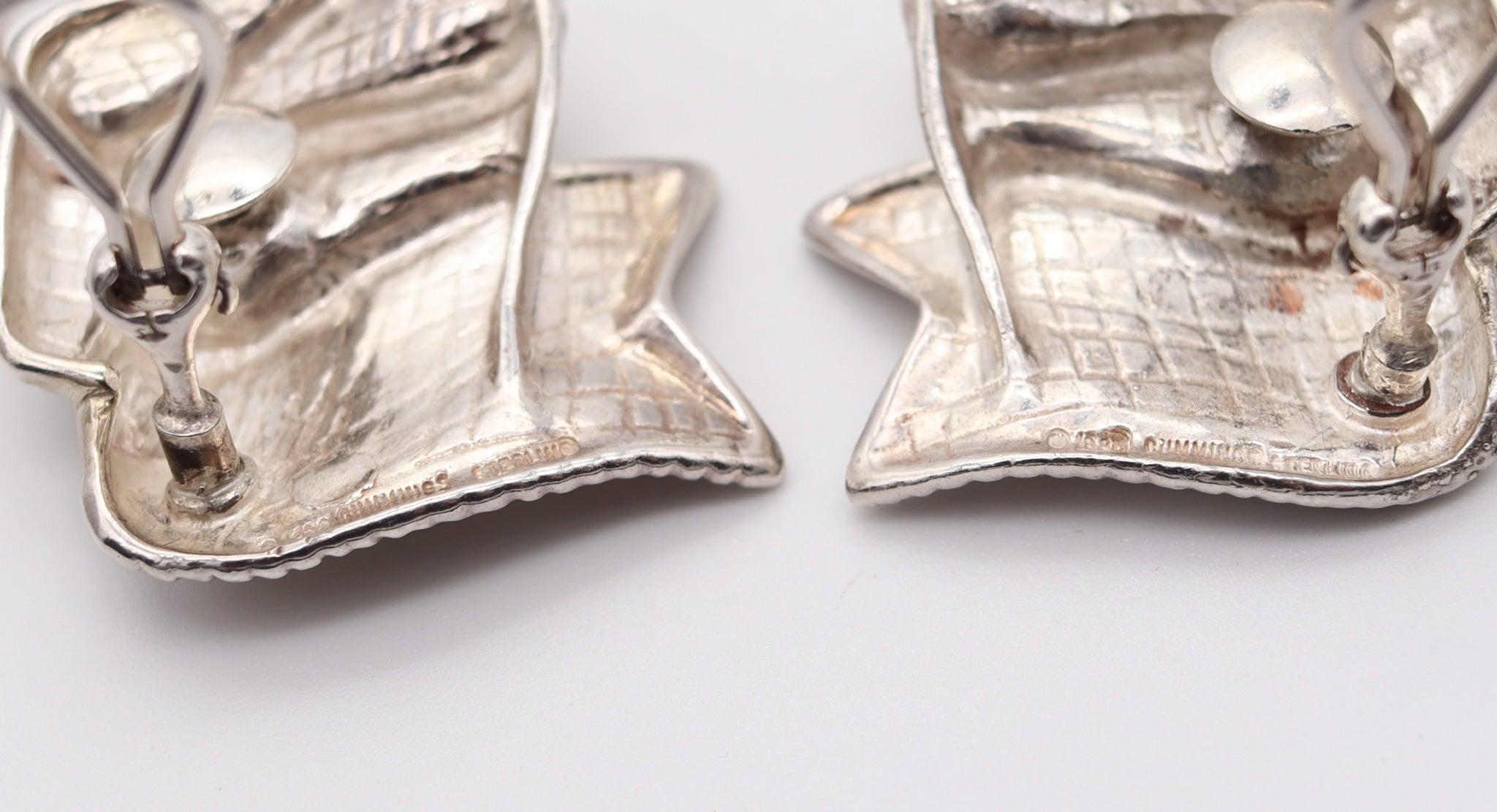 Women's ANGELA CUMMINGS 1985 Studio Ribbons Clips-On Earrings In .925 Sterling Silver For Sale