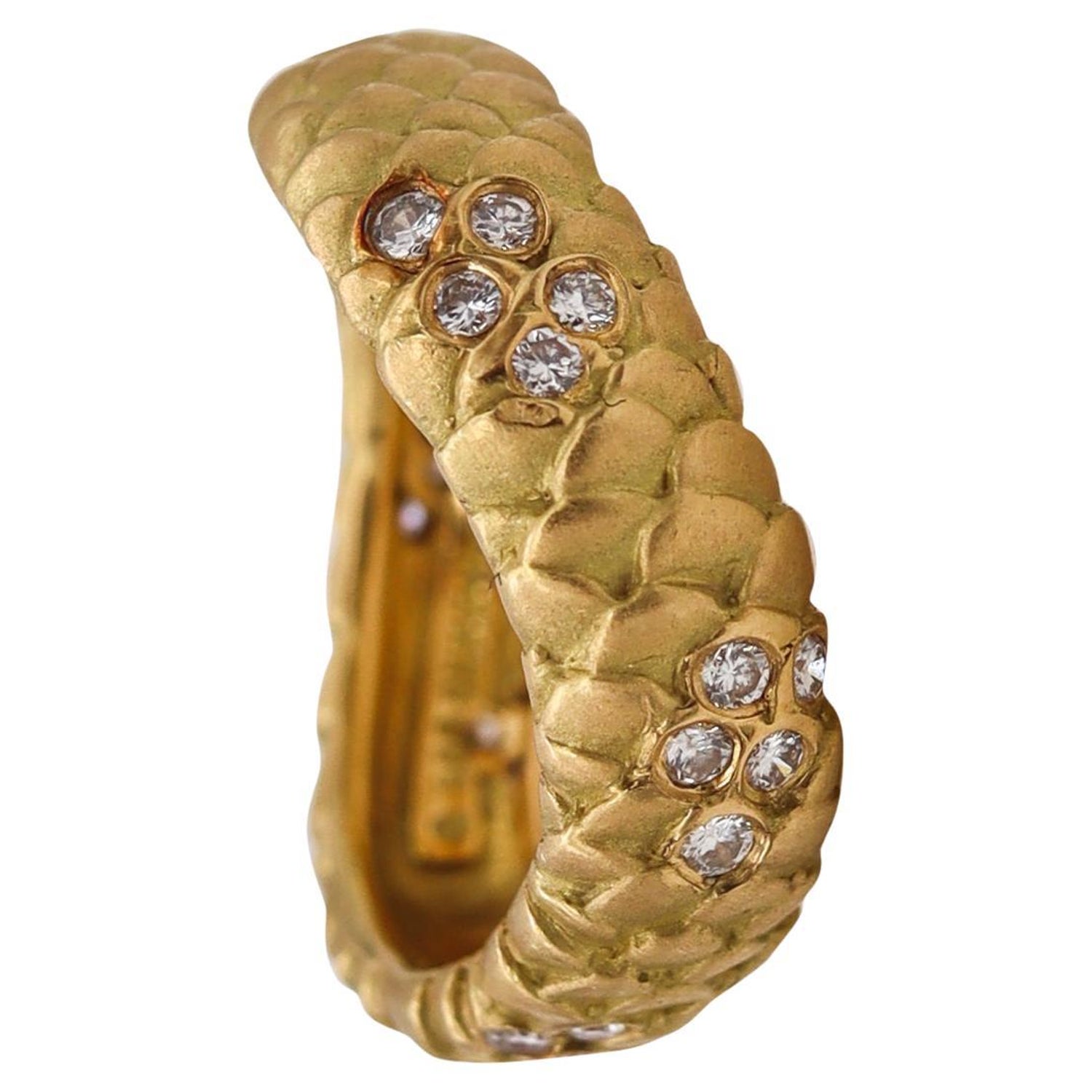 Angela Cummings 1986 New York Textured Wavy Scales Ring 18Kt Gold with  Diamonds at 1stDibs