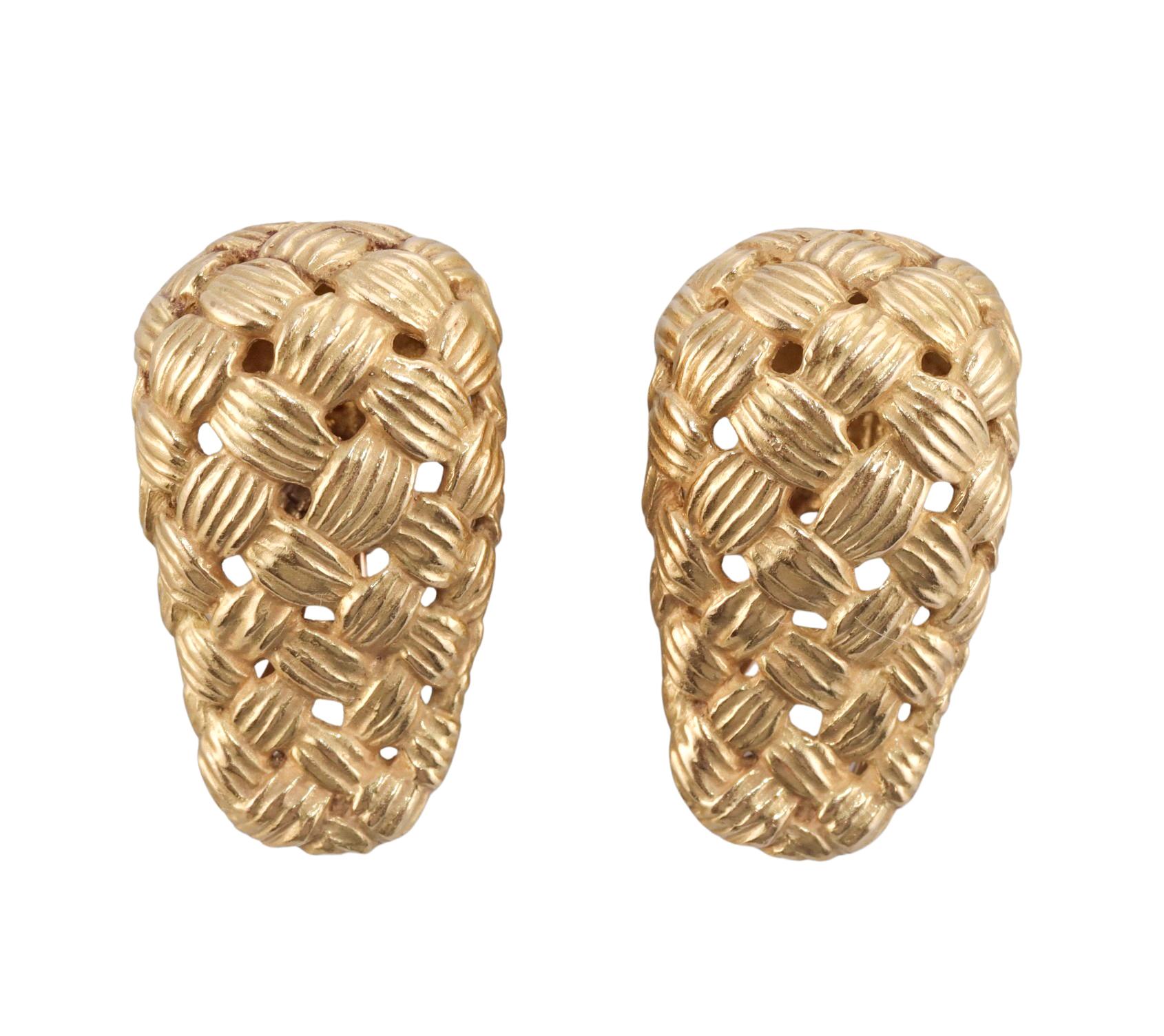Angela Cummings 1987 Gold Basketweave Earrings In Excellent Condition For Sale In New York, NY