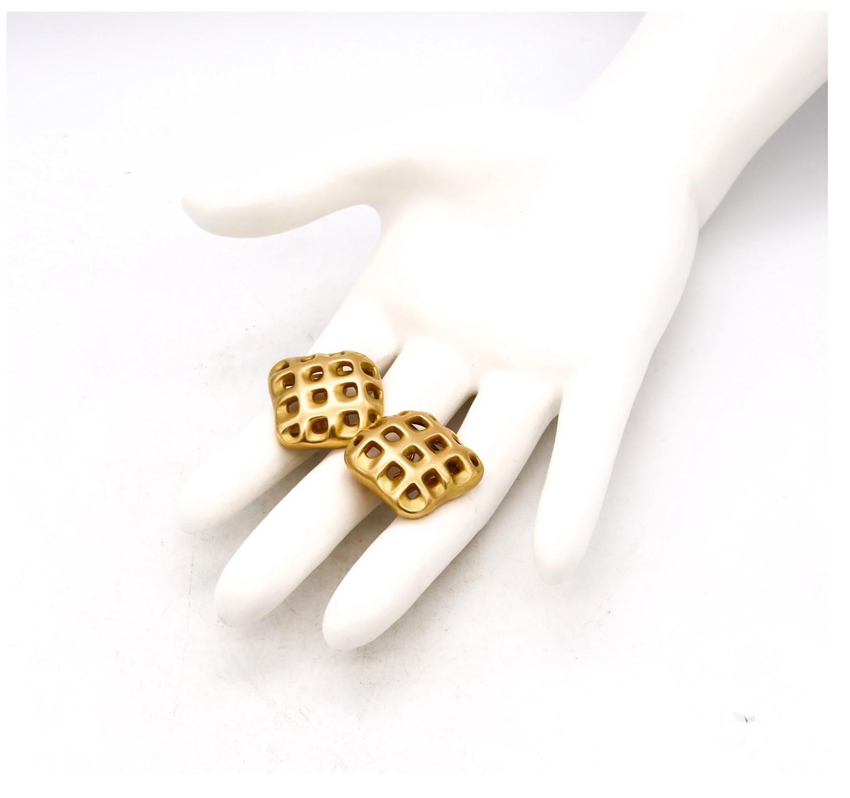 Women's Angela Cummings 1987 New York Studios Perforations Earrings In Solid 18Kt Gold For Sale