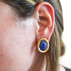 ANGELA CUMMINGS 1988 Clips-On Earrings In 18Kt Yellow Gold With Lapis Lazuli