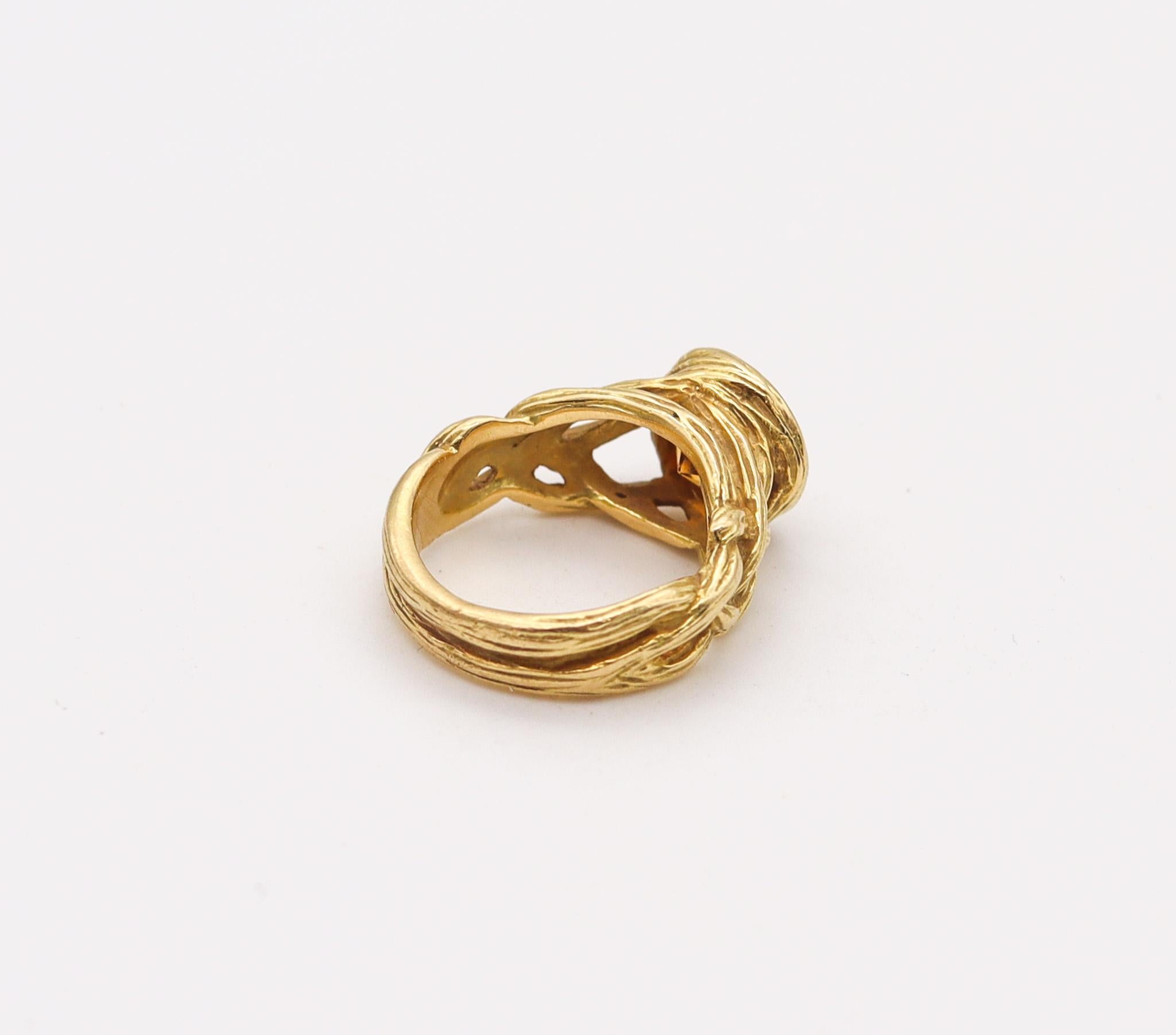 Modernist Angela Cummings 1991 Organic Roots Ring In 18Kt Gold With Round Orange Citrine For Sale