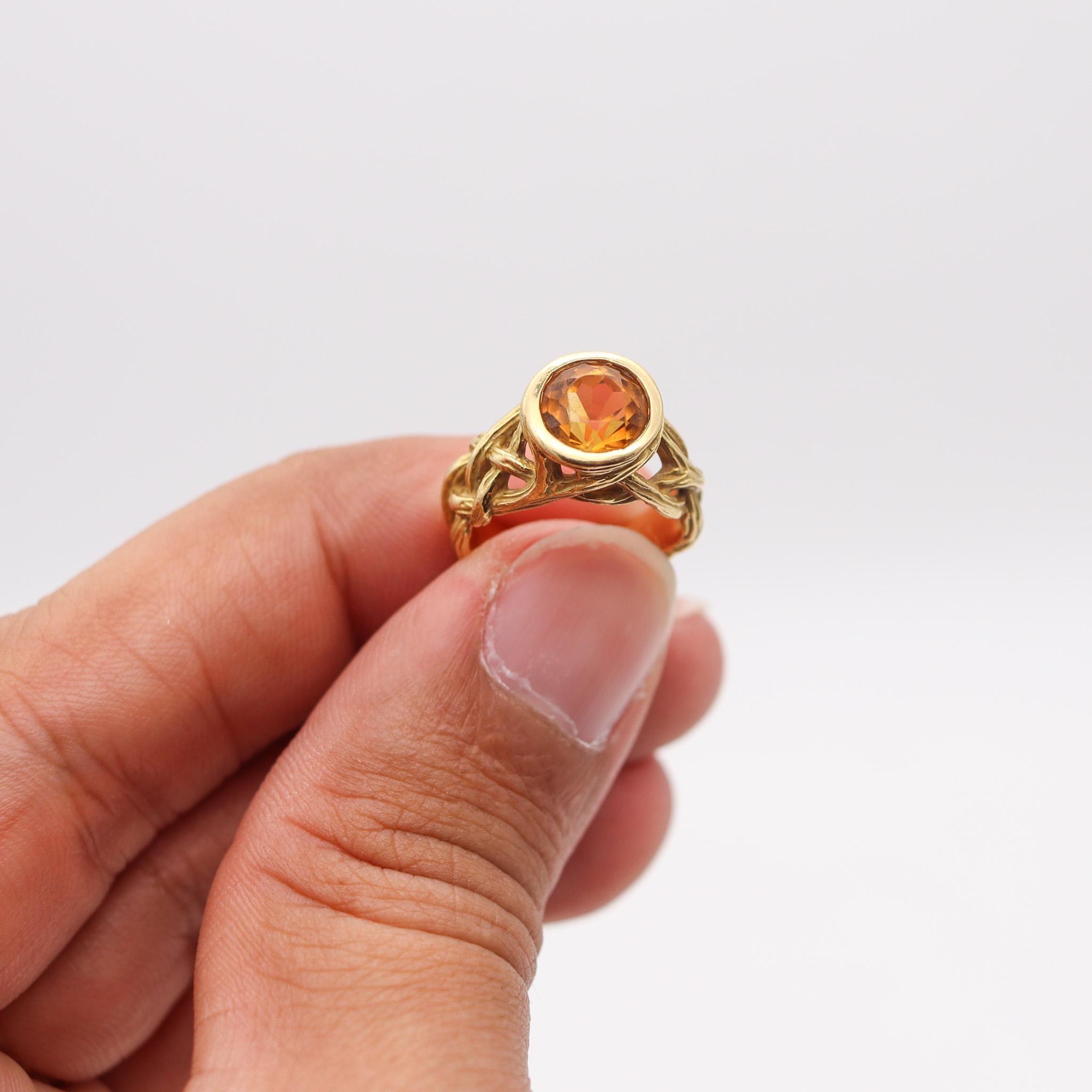 Angela Cummings 1991 Organic Roots Ring In 18Kt Gold With Round Orange Citrine In Excellent Condition For Sale In Miami, FL