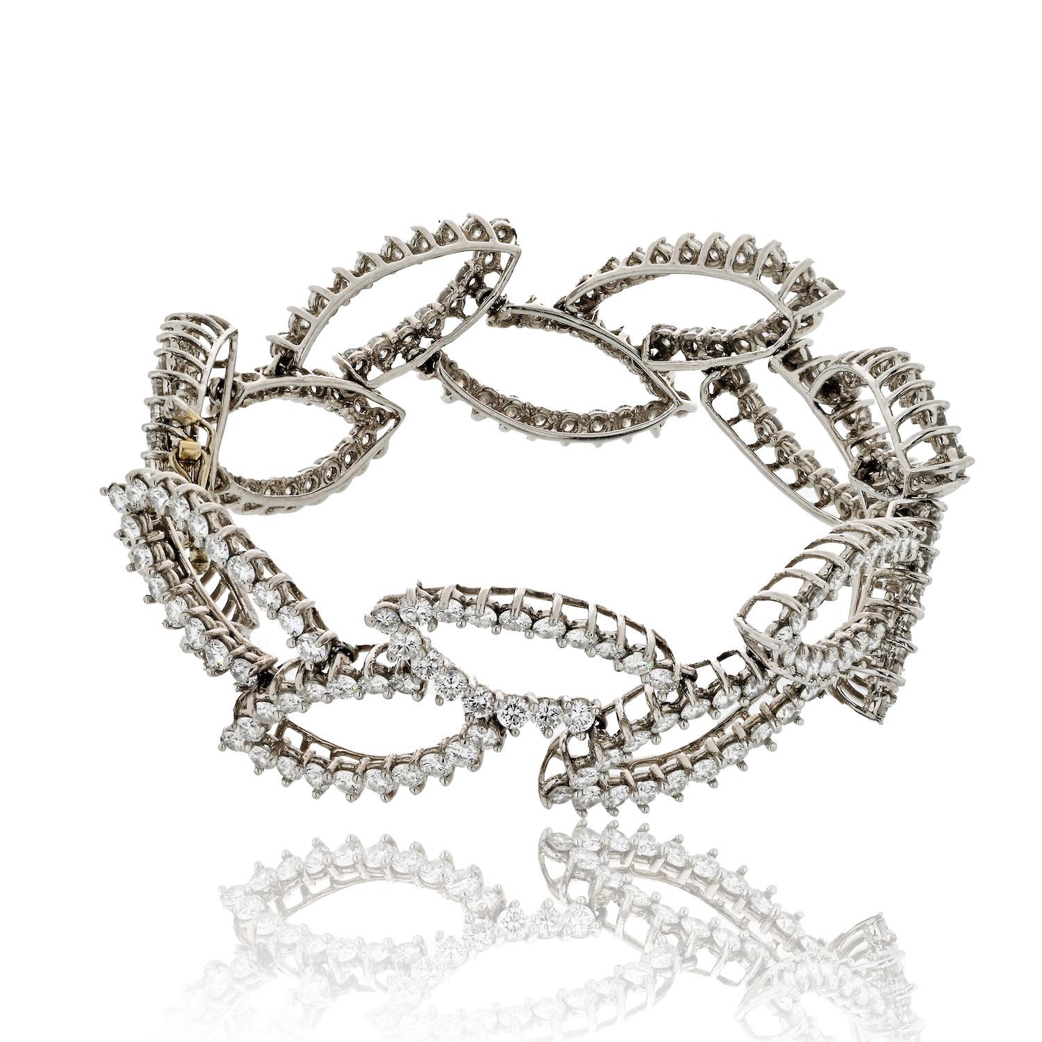 Moderne Angela Cummings Bracelet nuages en platine et diamants ronds 26,00 carats en vente