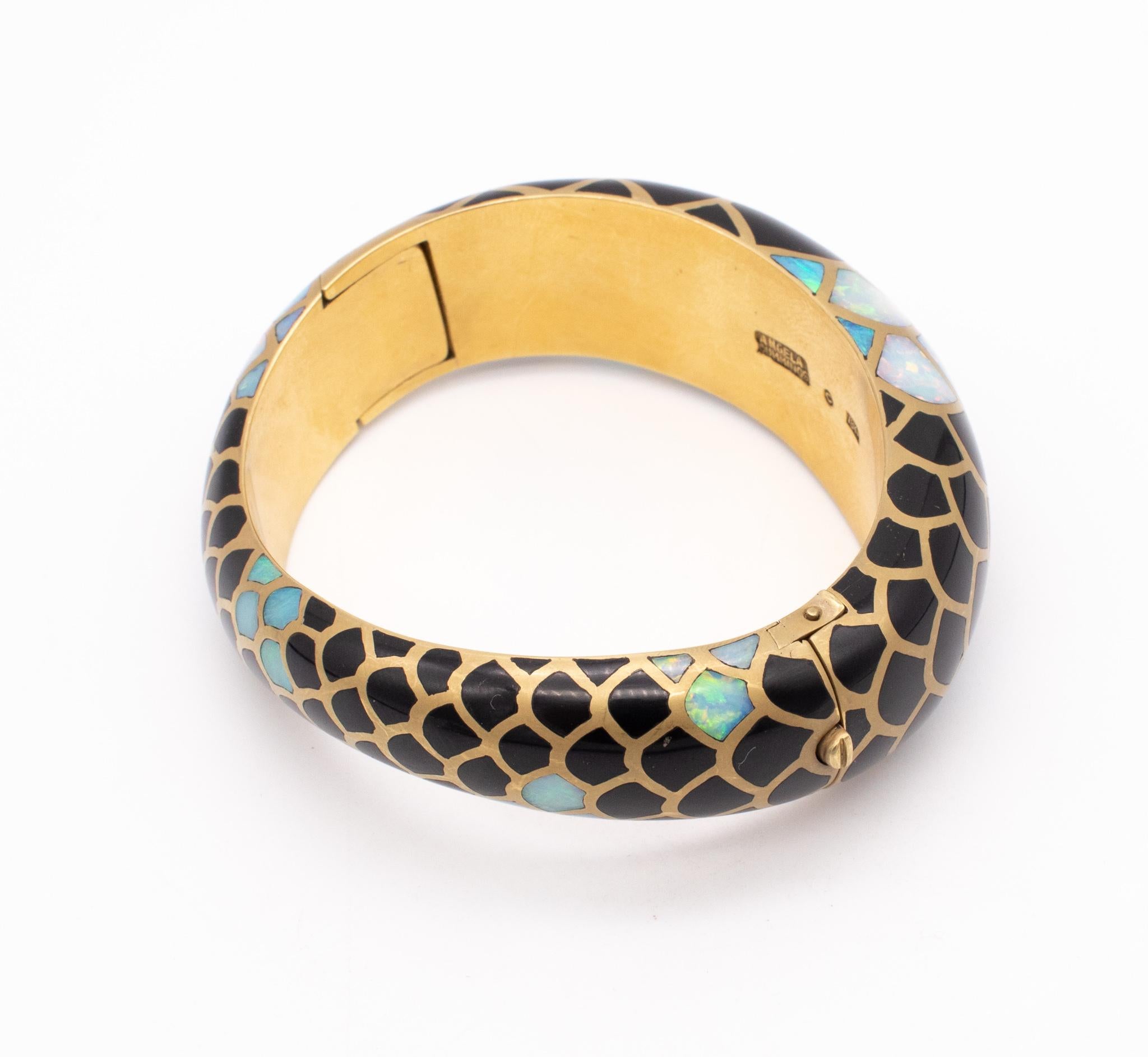 Angela Cummings Bangle Bracelet 18Kt Yellow Gold with Inlaid Opals & Black Jade 3