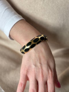 Angela Cummings Pulsera brazalete de jade negro con incrustaciones de oro amarillo