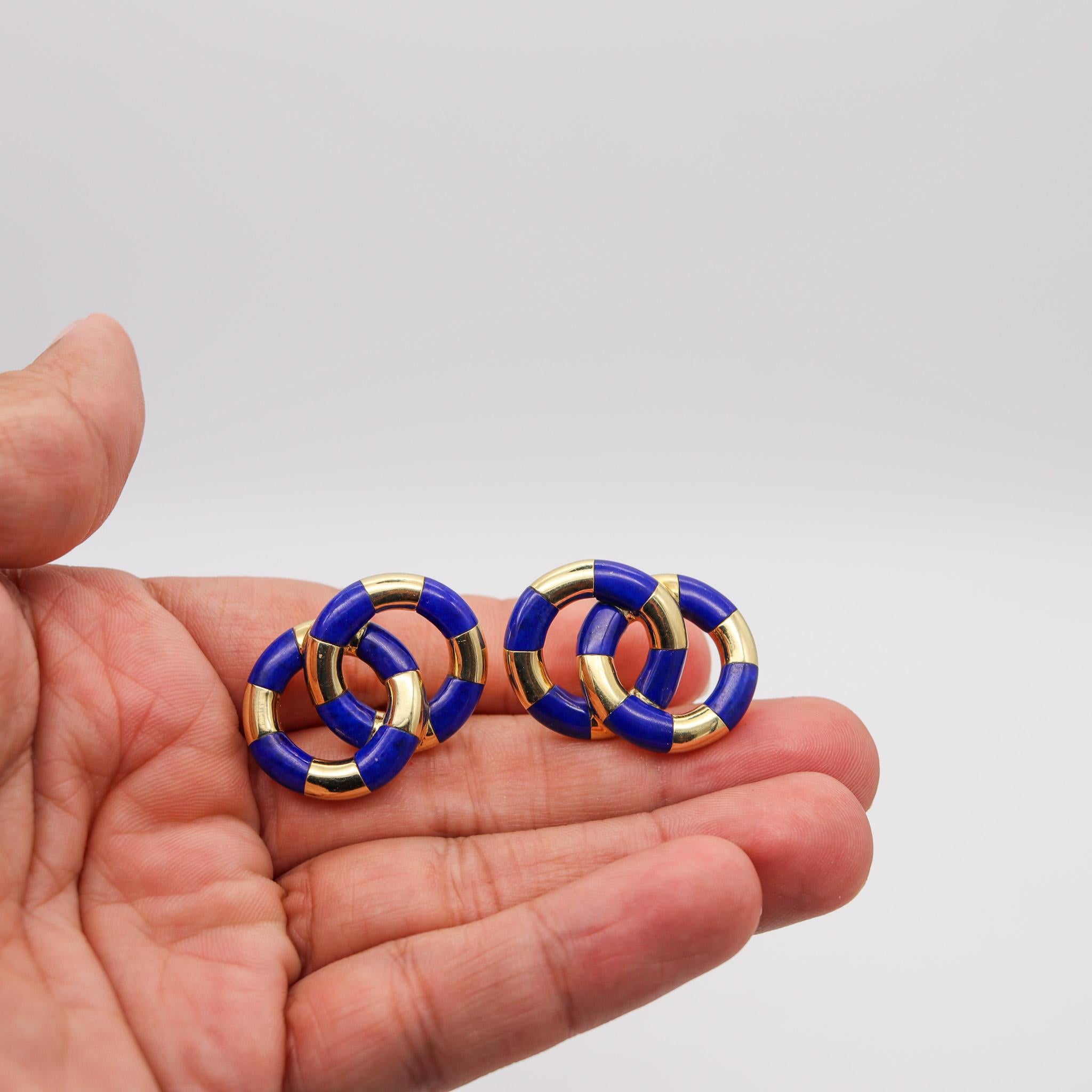 Angela Cummings Circled Geometric Clips On Earrings In 18Kt Gold With Lapis In Excellent Condition In Miami, FL