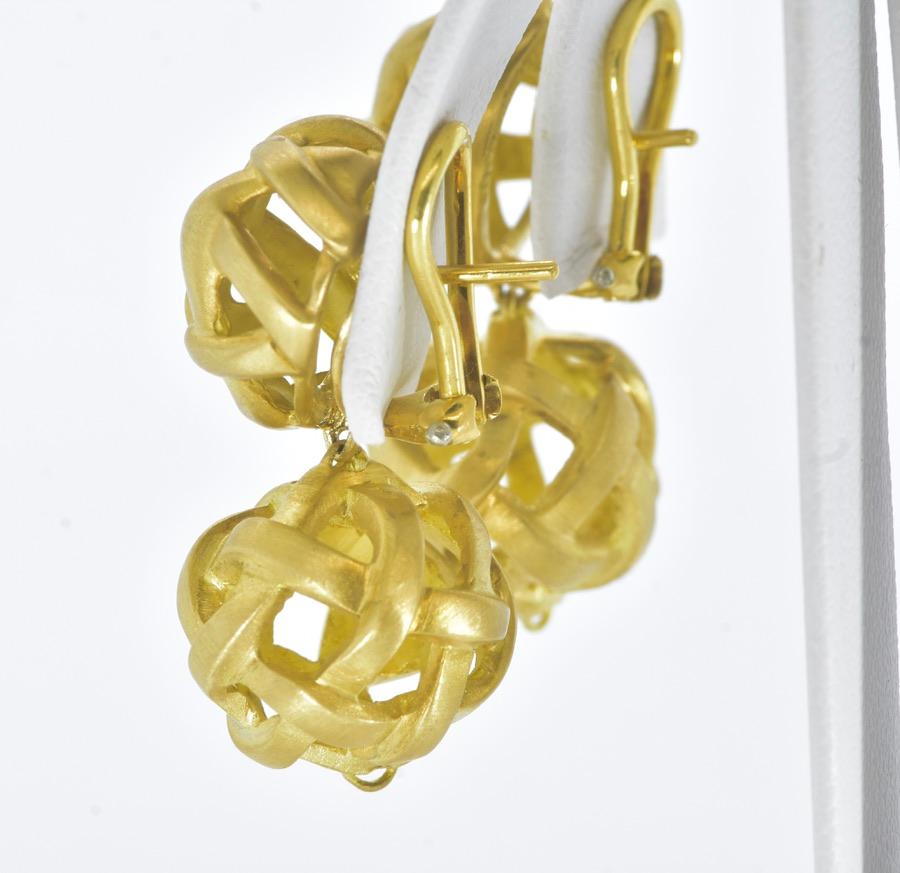 Orecchini Angela Cummings in 18 carati a forma di sfera, con fondo staccabile 1985 in vendita 1