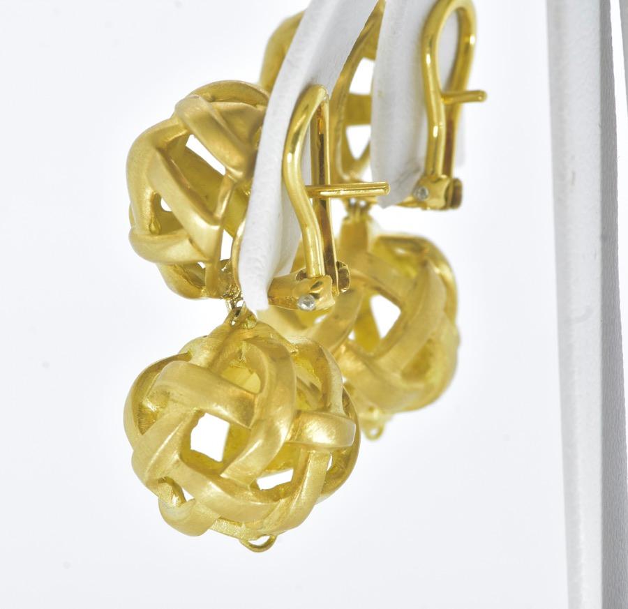 Angela Cummings Earrings in 18K with a Sphere Shape, the bottoms detachable 1985 1