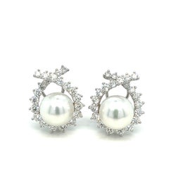 Angela Cummings for Assael Criss Cross Pearl Diamond Ear Clips