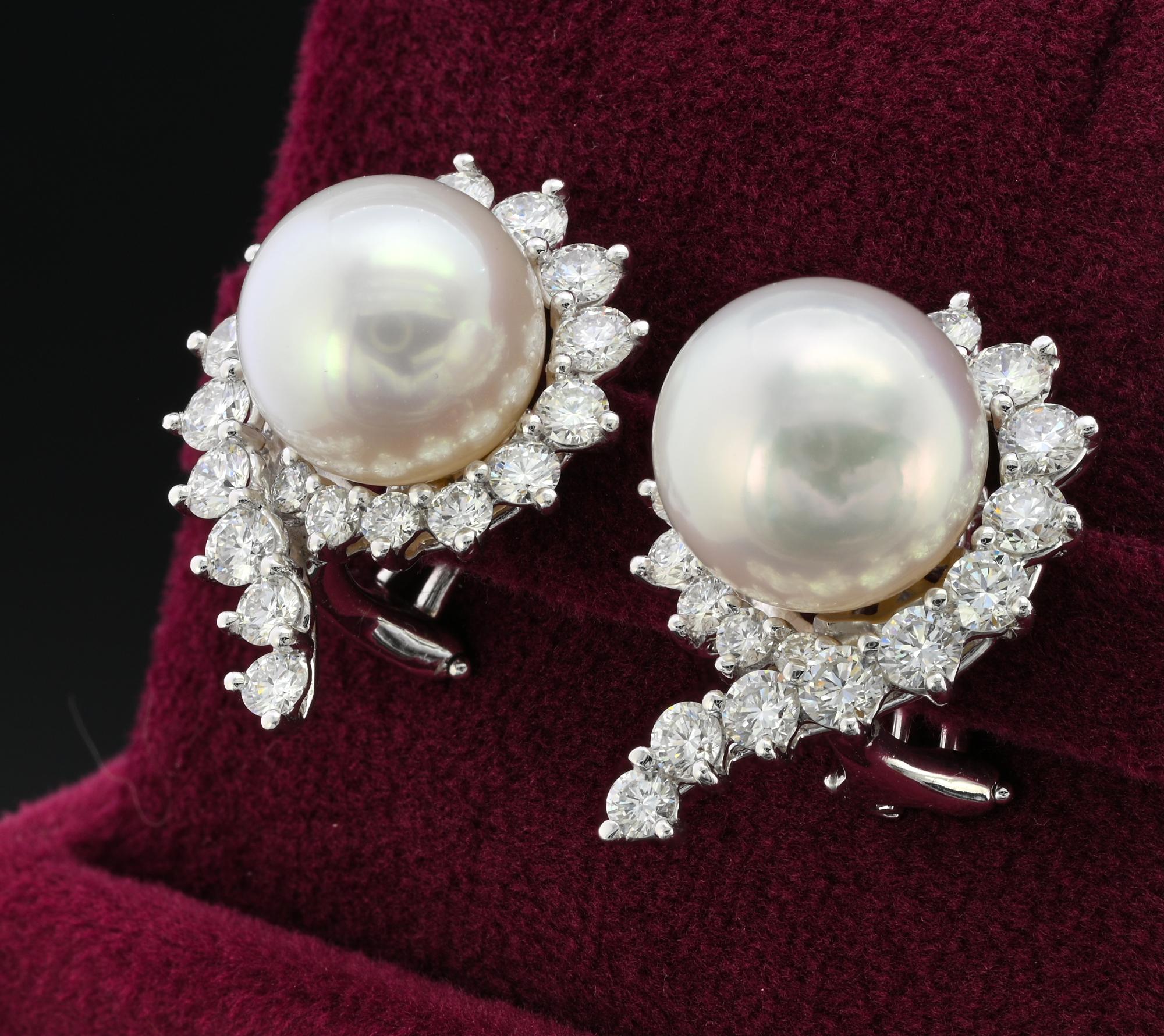 Angela Cummings for Assael Fine Pearl 4.20 Ct Diamond  Earrings For Sale 1