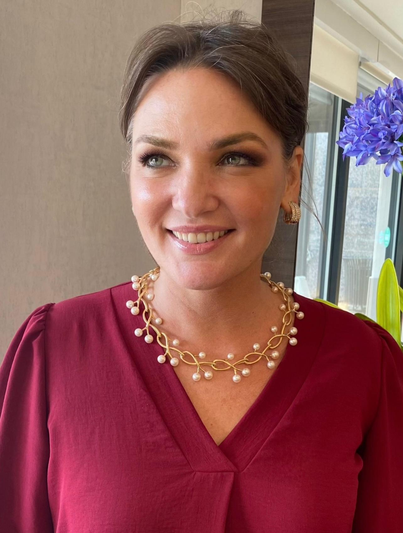 New Angela Cummings for Assael Thorn and Sprig Pearl Necklace in 18K Yellow Gold. The necklace features 42 cultured Akoya pearls that are 7-9.25mm. The necklace is 19.5 inches long and weighs 135 grams. 