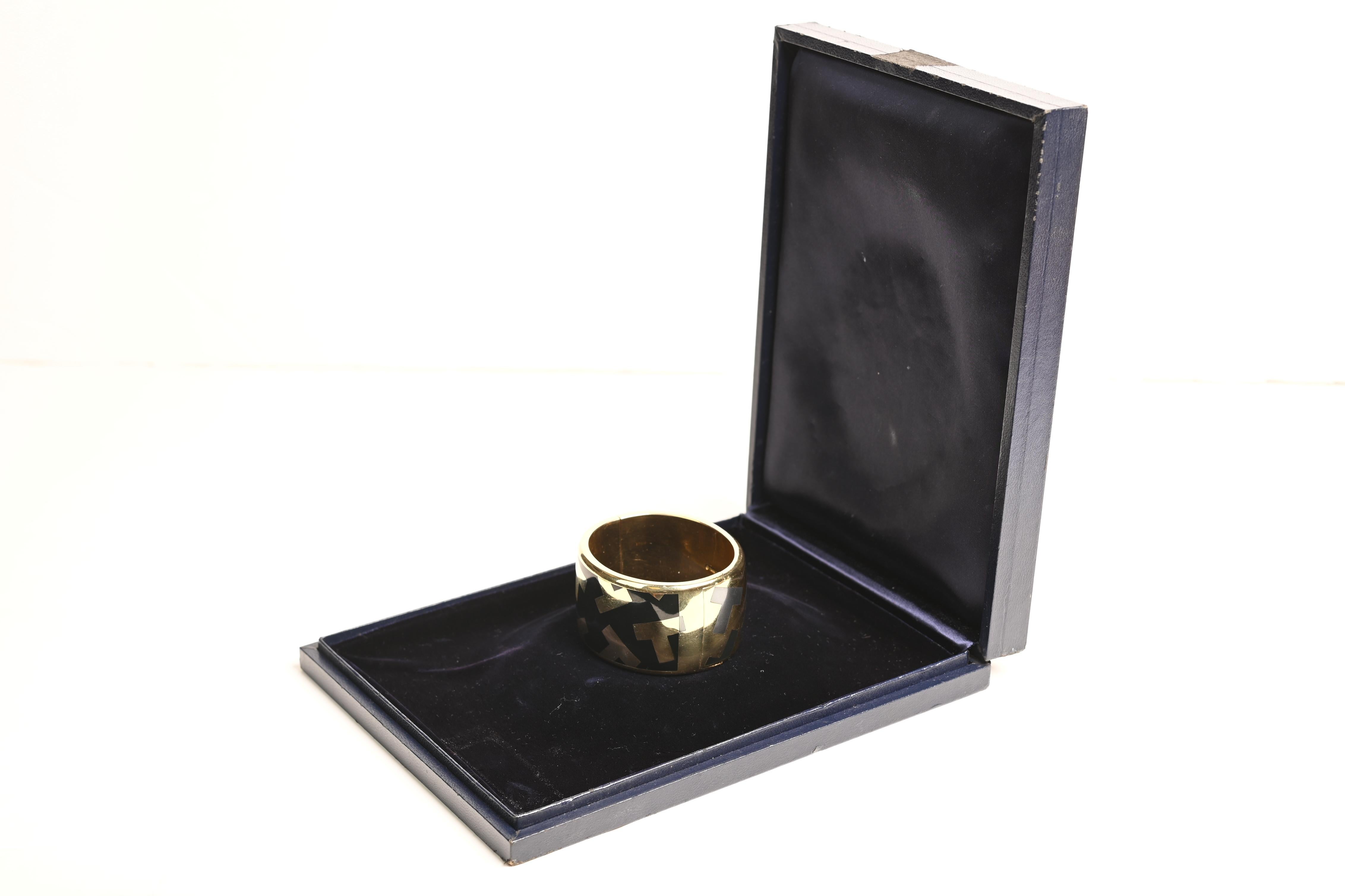 Angela Cummings for Tiffany & Co. Black Jade Bangle, Circa 1970 In Excellent Condition For Sale In New York, NY