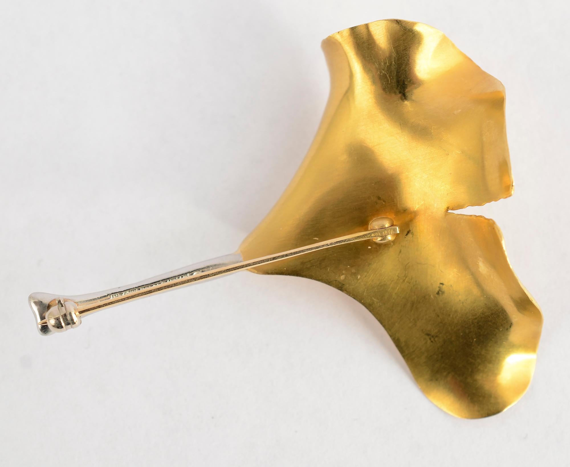Moderne Angela Cummings for Tiffany & Co. Gold, Platinum and Diamond Ginko Brooch en vente