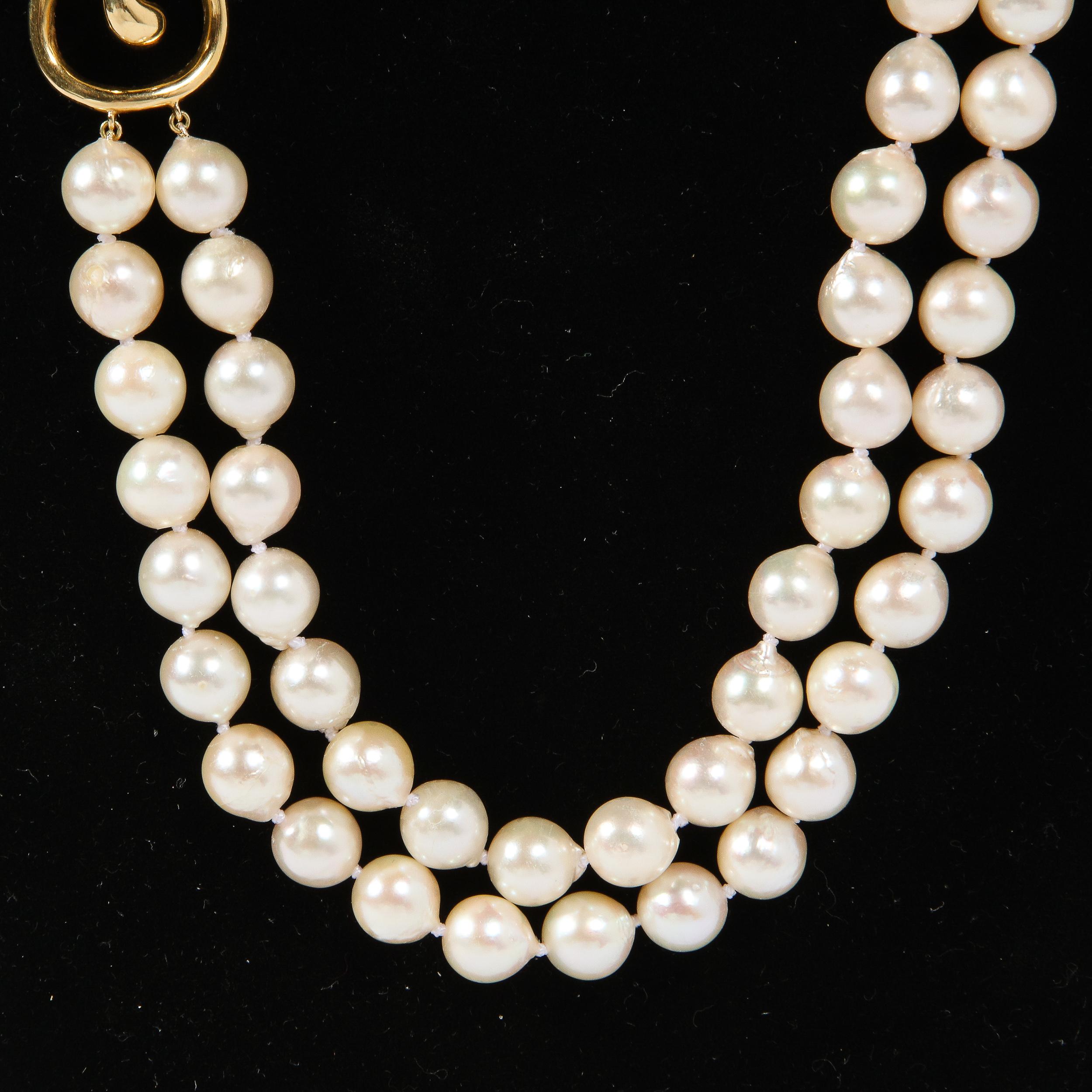 Tiffanys Pearl and 18k Gold Necklace 
