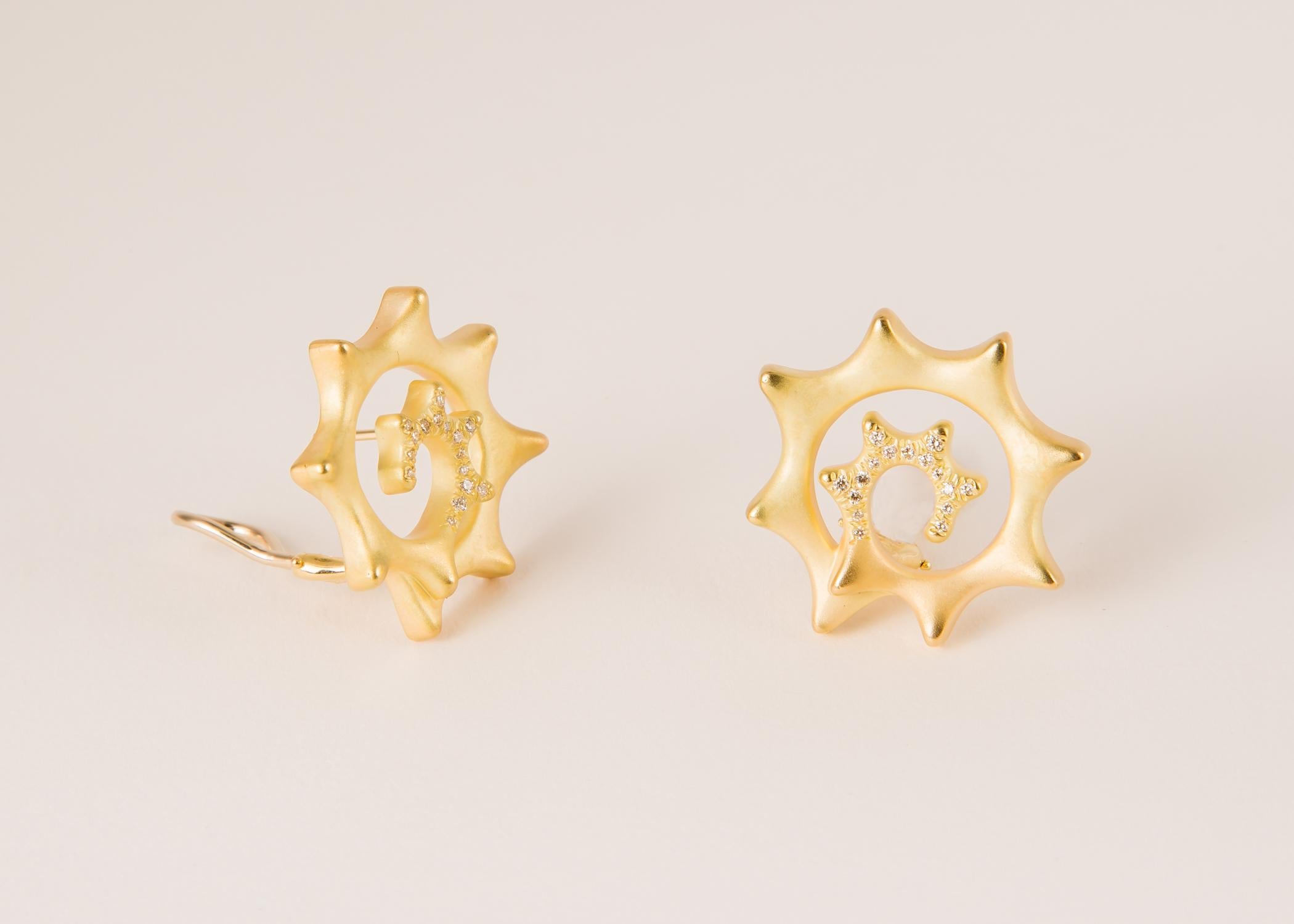 Contemporary Angela Cummings Gold and Diamond Swirl Earrings