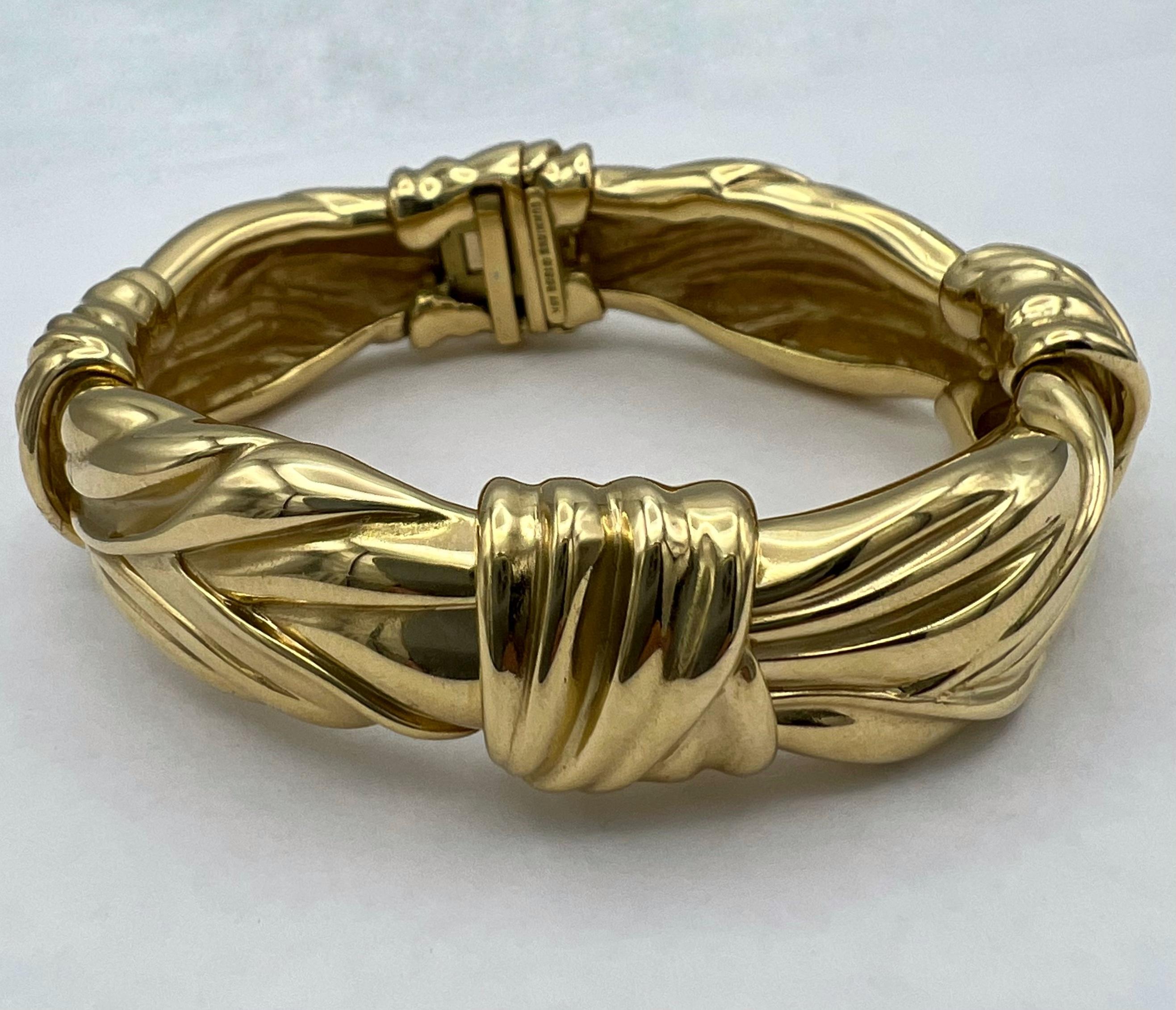 Angela Cummings Gold Bangle Bracelet Circa 1984 In Excellent Condition For Sale In Beverly Hills, CA
