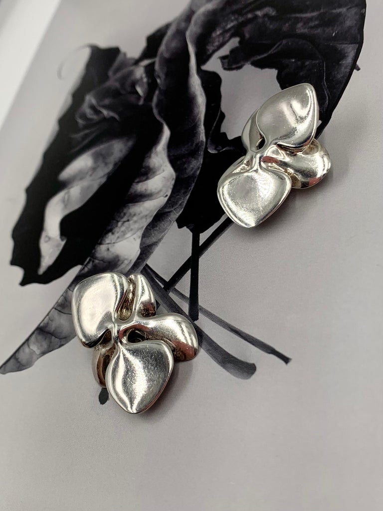 Angela Cummings Iconic 1984 Sterling Silver Orchid Earrings at 1stDibs