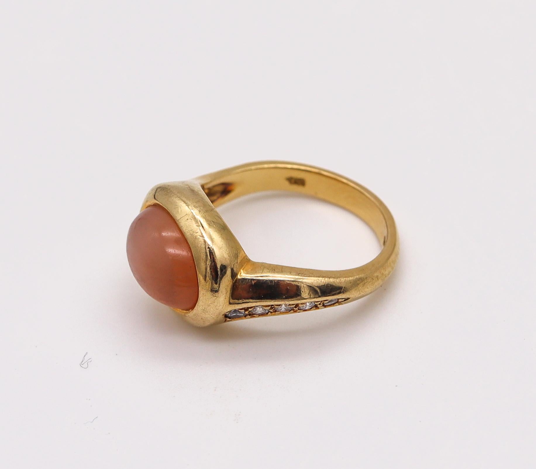 Angela Cummings Anillo De Oro De 18 Quilates Con 4,98 Quilates De Diamantes Y Piedra Lunar Corte brillante en venta
