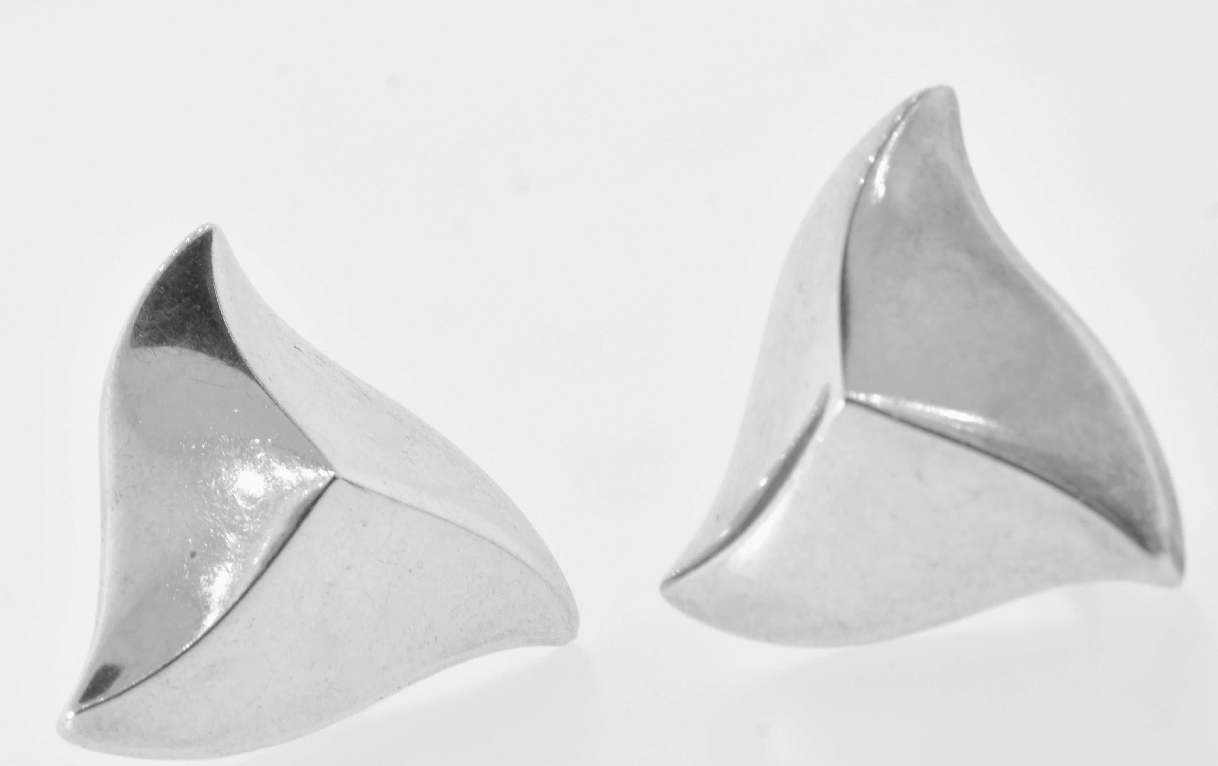 Contemporary Angela Cummings Sterling Silver Striking Extra Large Vintage Earrings, 1987 For Sale
