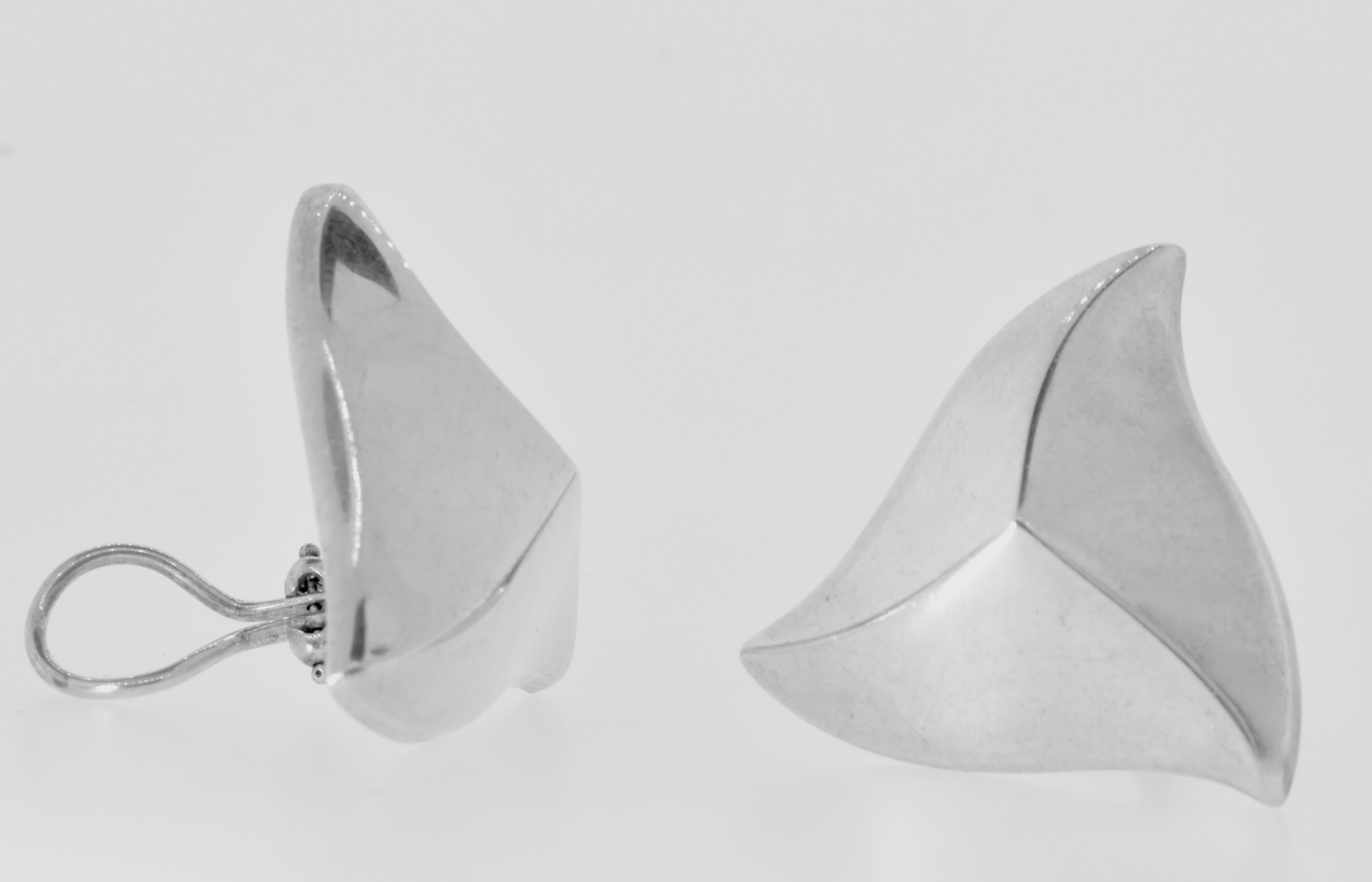 Angela Cummings Sterling Silver Striking Extra Large Vintage Earrings, 1987 In Good Condition For Sale In Aspen, CO