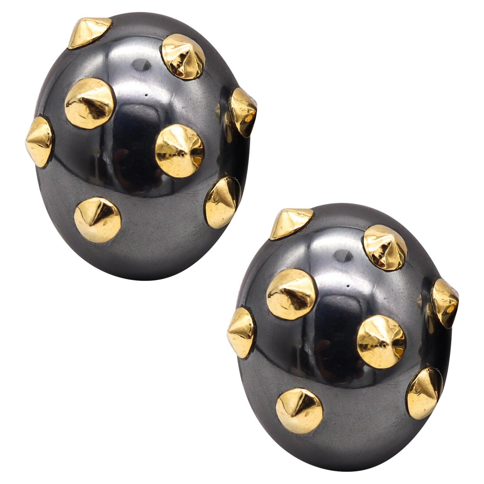 Angela Cummings Studios Geometric Spikes Clip Earrings 18Kt Gold with Hematite For Sale