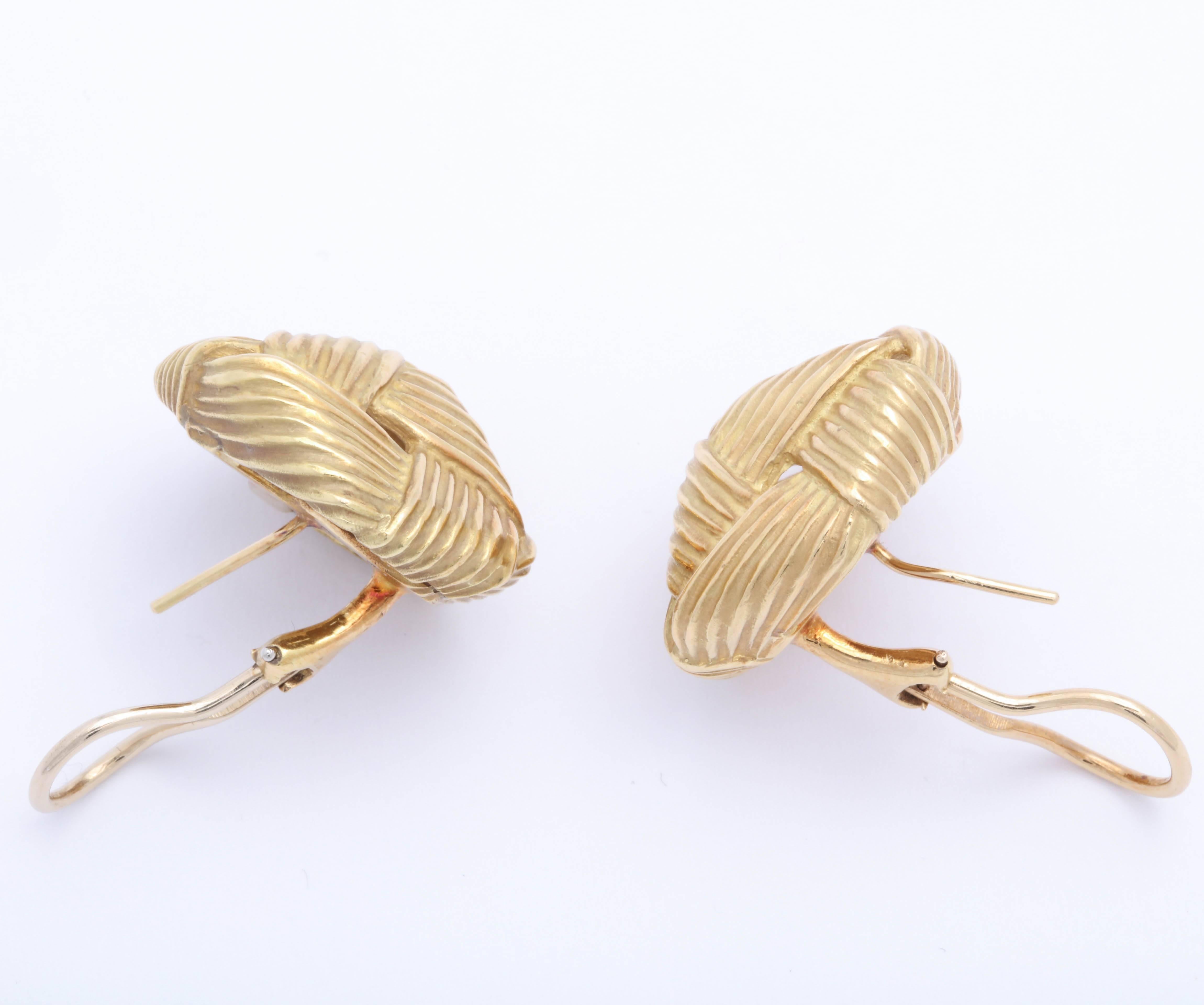 Angela Cummings Dreidimensionale Korbgeflecht-Ohrringe mit durchbrochenen Ohrringen im Angebot 2