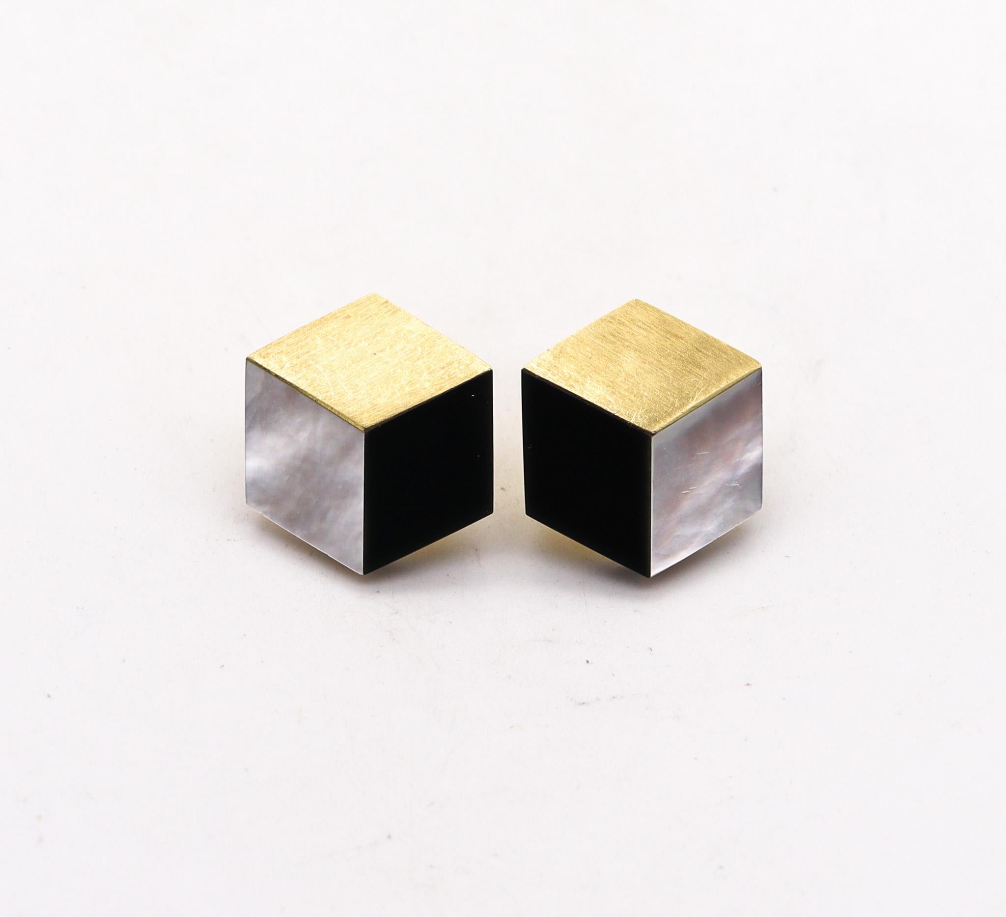 Modernist Angela Cummings Three Dimensional Geometric Clips On Earrings In 18Kt Gold