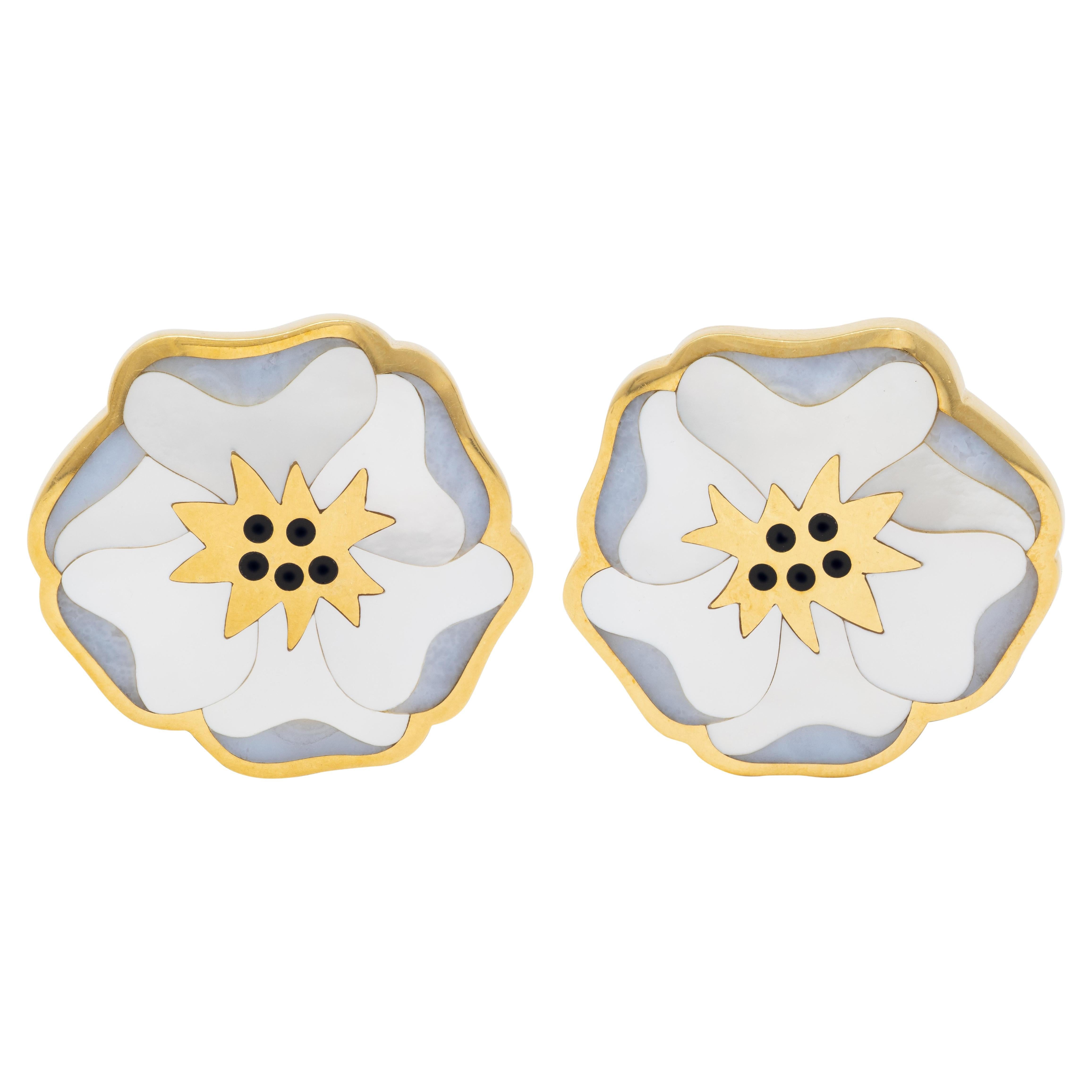 Angela Cummings Tiffany 
Co Multi-Gem Inlay 18K Vintage Poppy Ear-Clip Earrings im Angebot