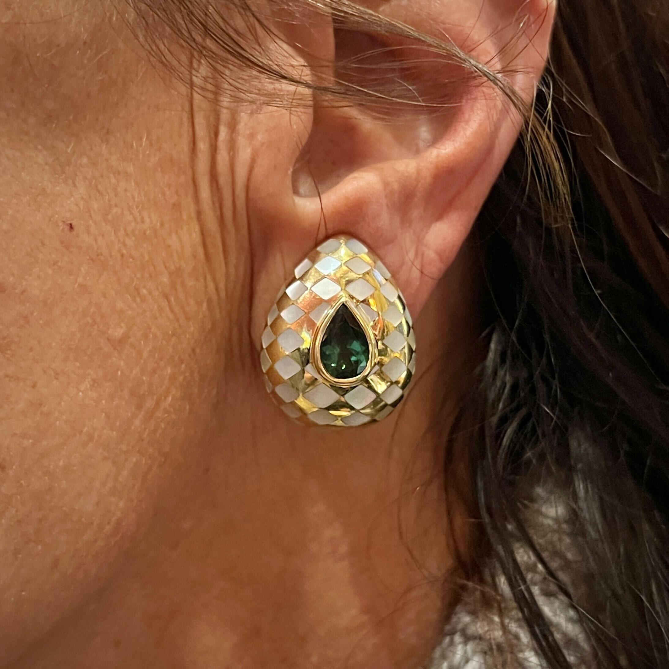 ANGELA CUMMINGS Yellow Gold, Green Tourmaline and Mother of Pearl Earrings In Excellent Condition In New York, NY