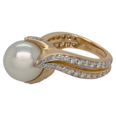 Angela Cummins for Assael 18K Gold South Sea Pearl and Diamond Flower Ring