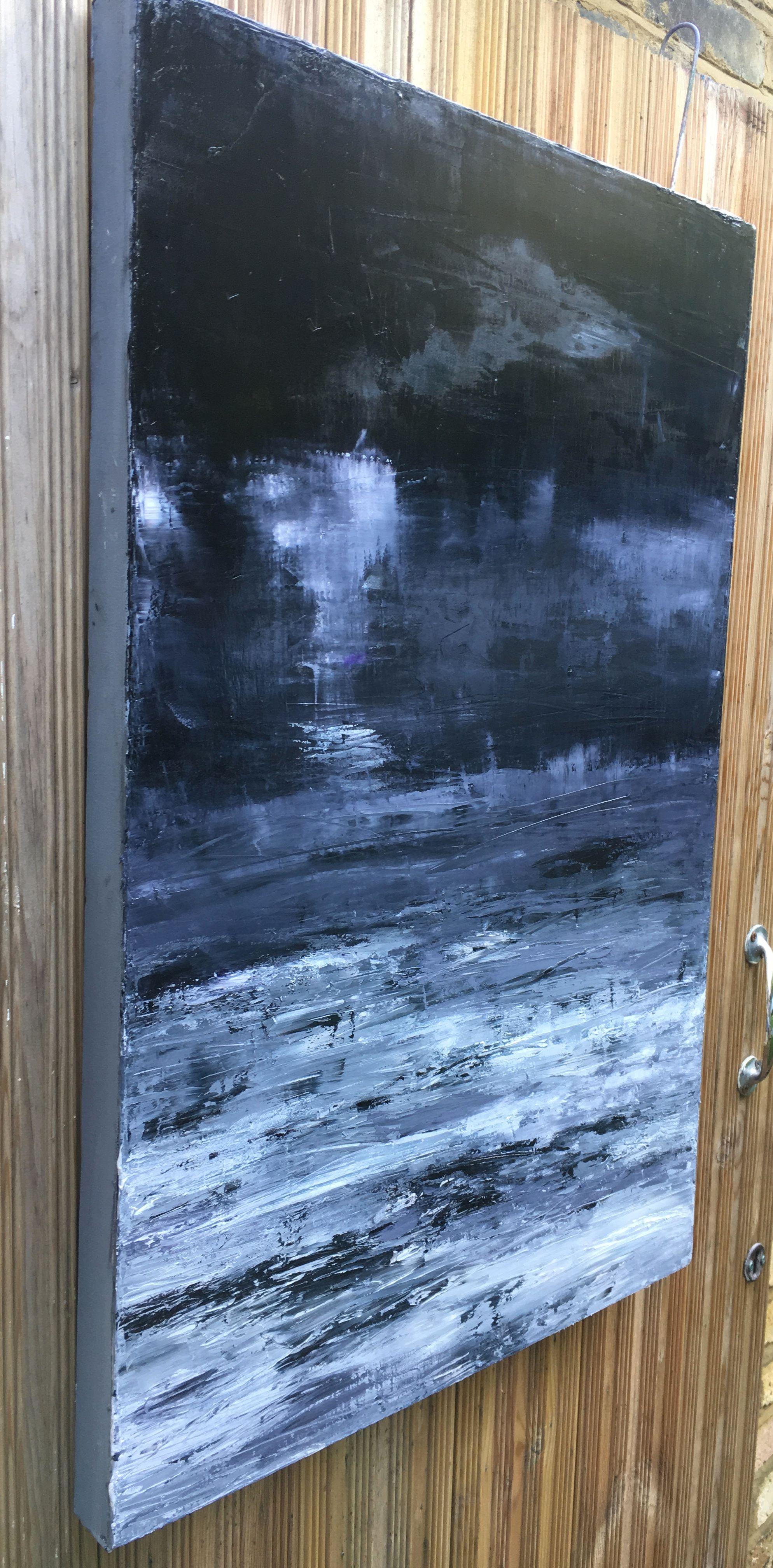 Étude de paysage en noir et blanc II, peinture, huile sur toile - Violet Abstract Painting par Angela Dierks