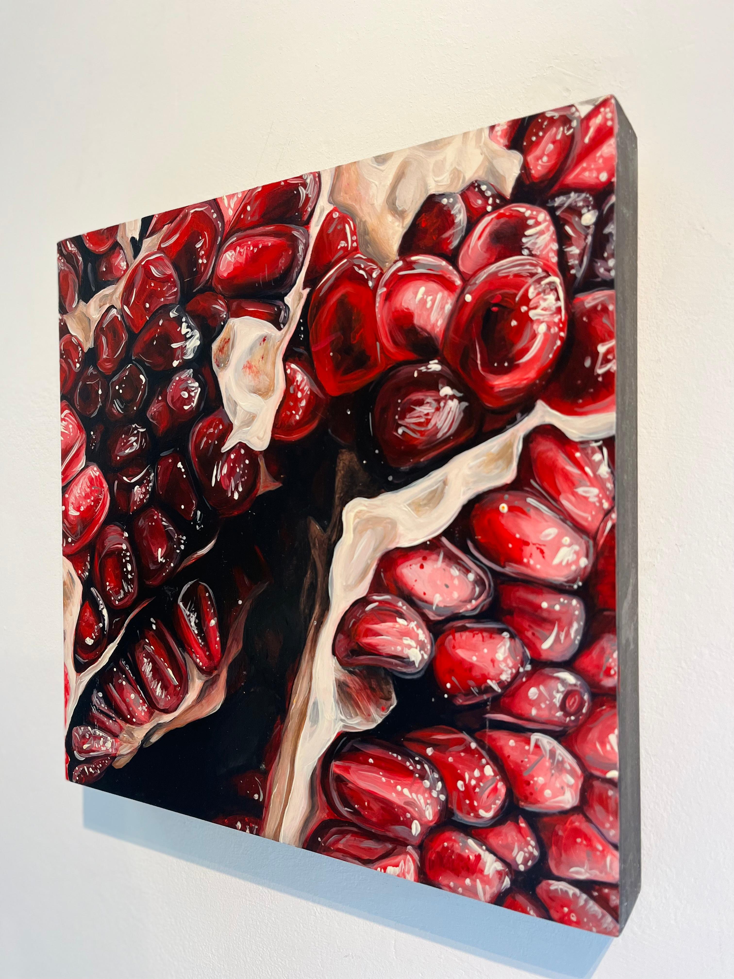 Grenade - original modern realism modern still life painting-contemporary Art - Expressionnisme abstrait Painting par Angela Faustina