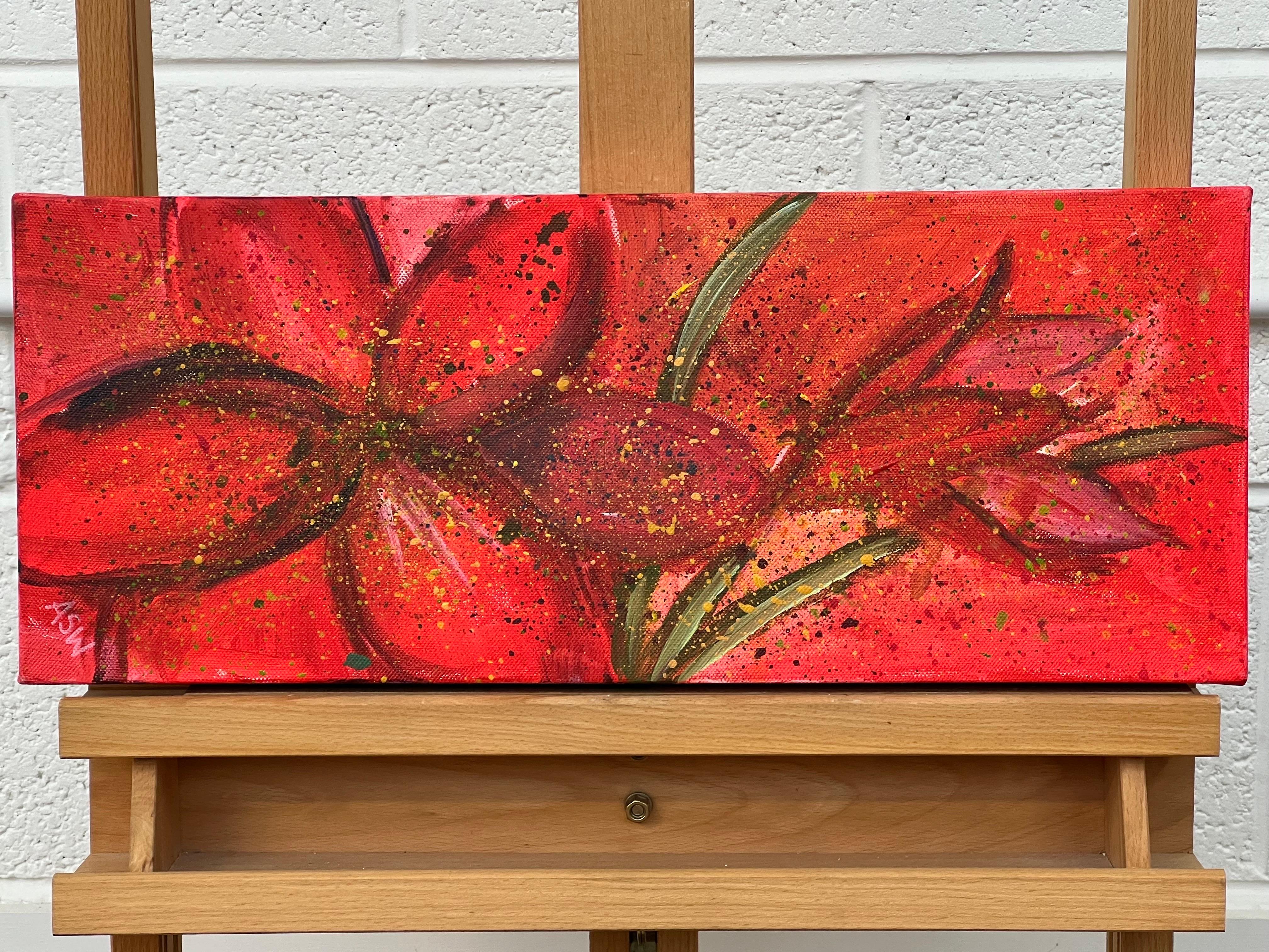 Un vibrante fiore rosso astratto con spruzzi di verde e giallo su tela dell'artista britannica contemporanea Angela Wakefield.

L'arte misura 20 x 8 pollici
Firmato, originale e unico, tela in scatola

Questo quadro originale in acrilico su tela