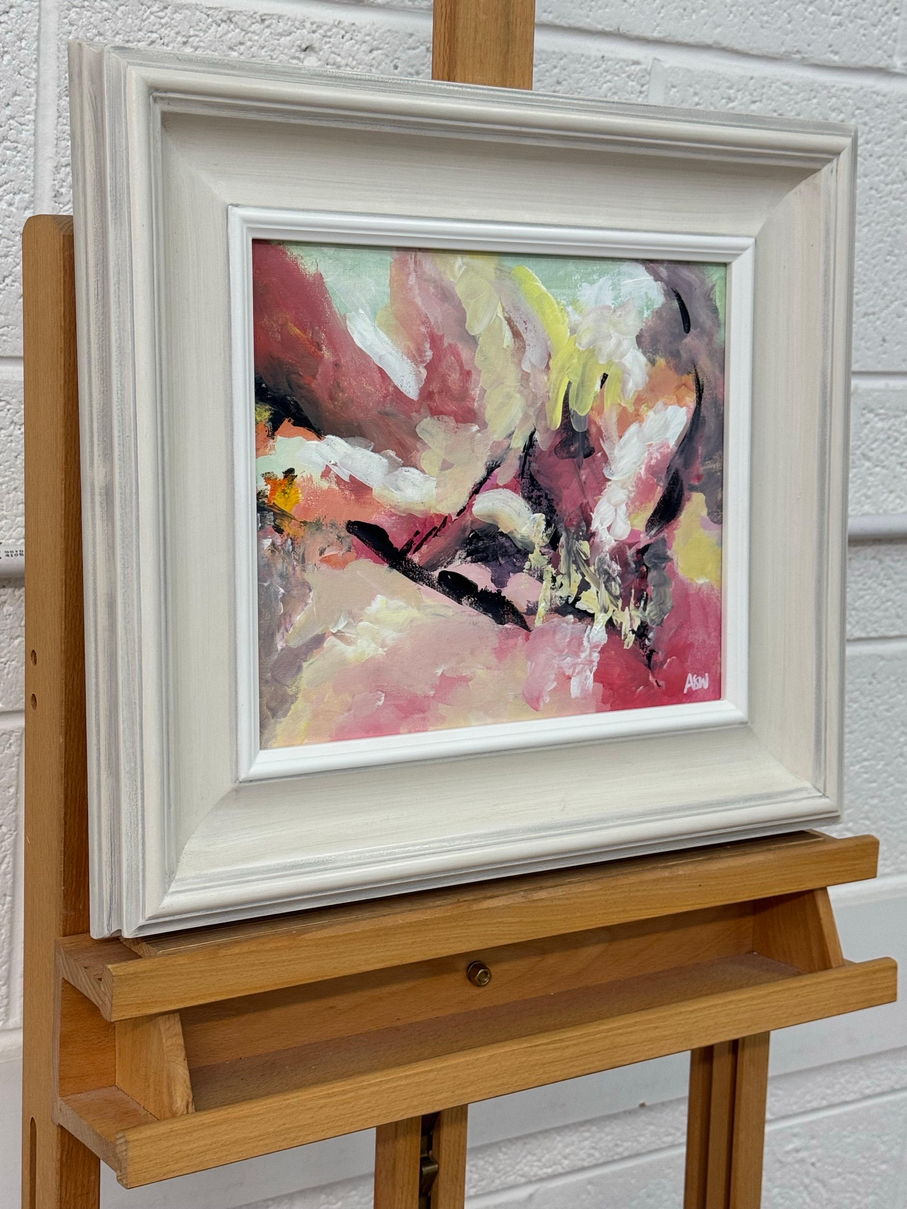 Espressionismo astratto con il rosso, il bianco e il nero dell'artista britannico contemporaneo - Painting di Angela Wakefield