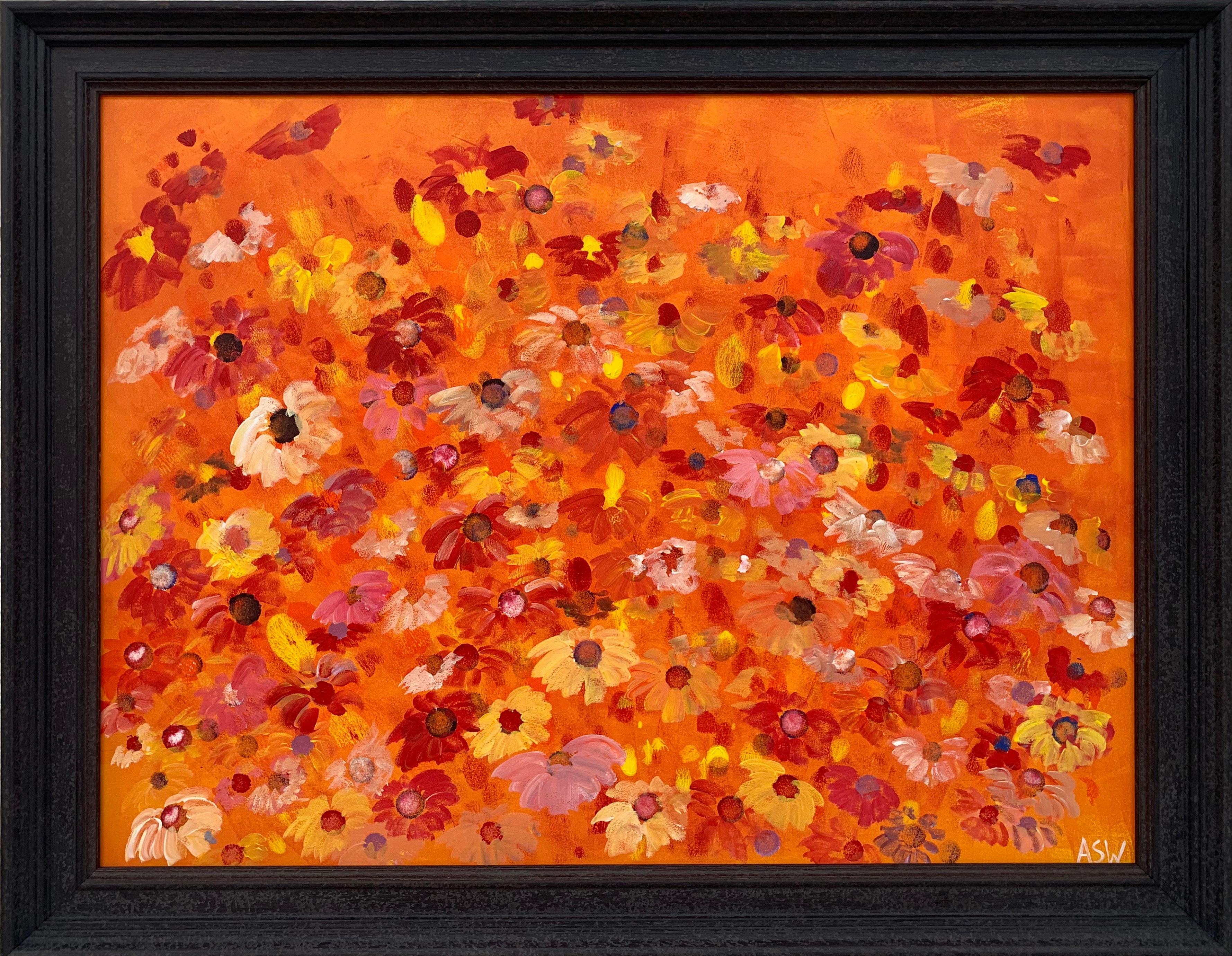 Angela Wakefield Abstract Painting – Abstrakte rot-rosa Wildblumen auf orangefarbenem Design des britischen zeitgenössischen Künstlers