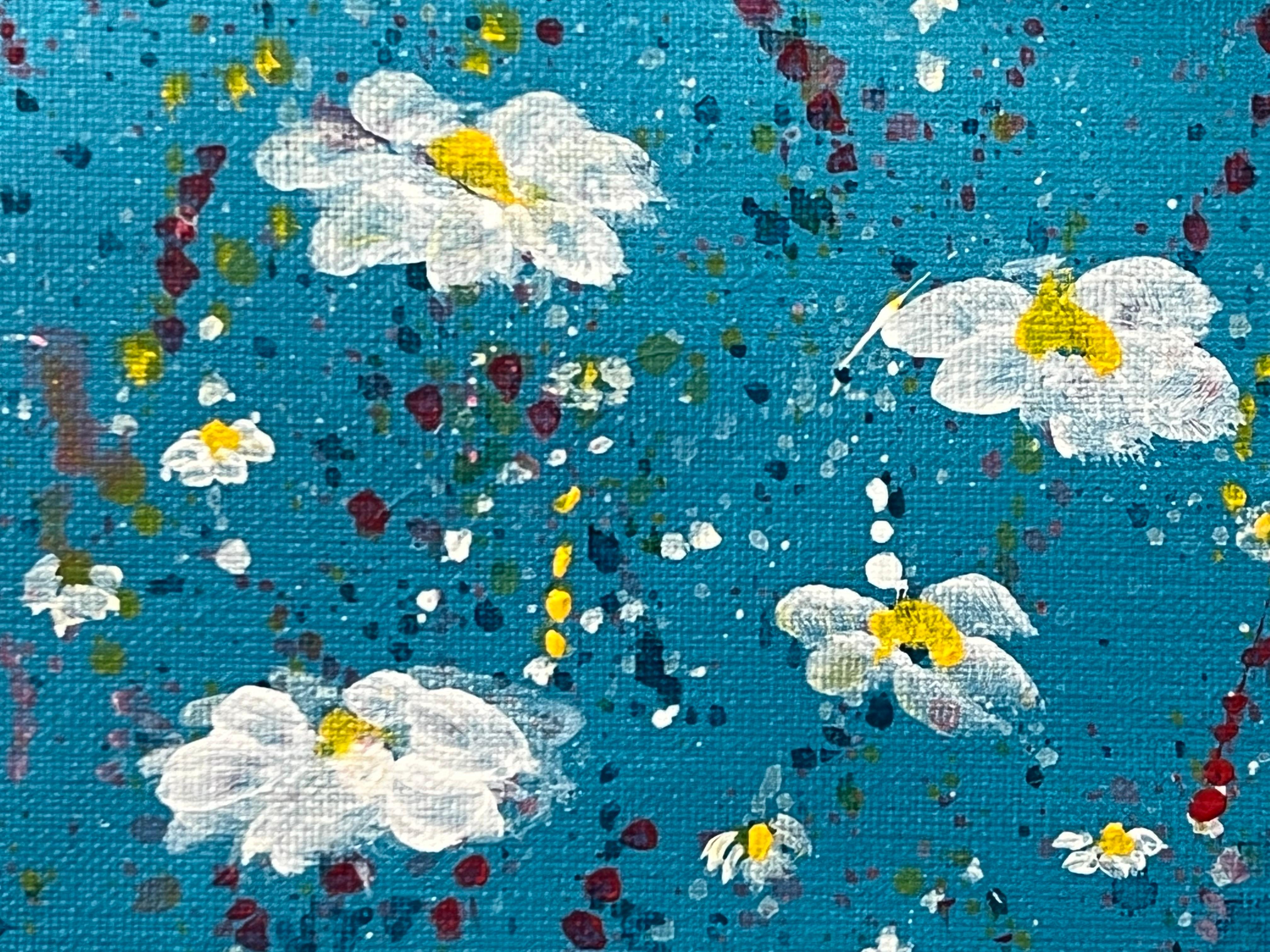 Flores abstractas de margaritas blancas sobre fondo turquesa por Artista Contemporáneo en venta 11