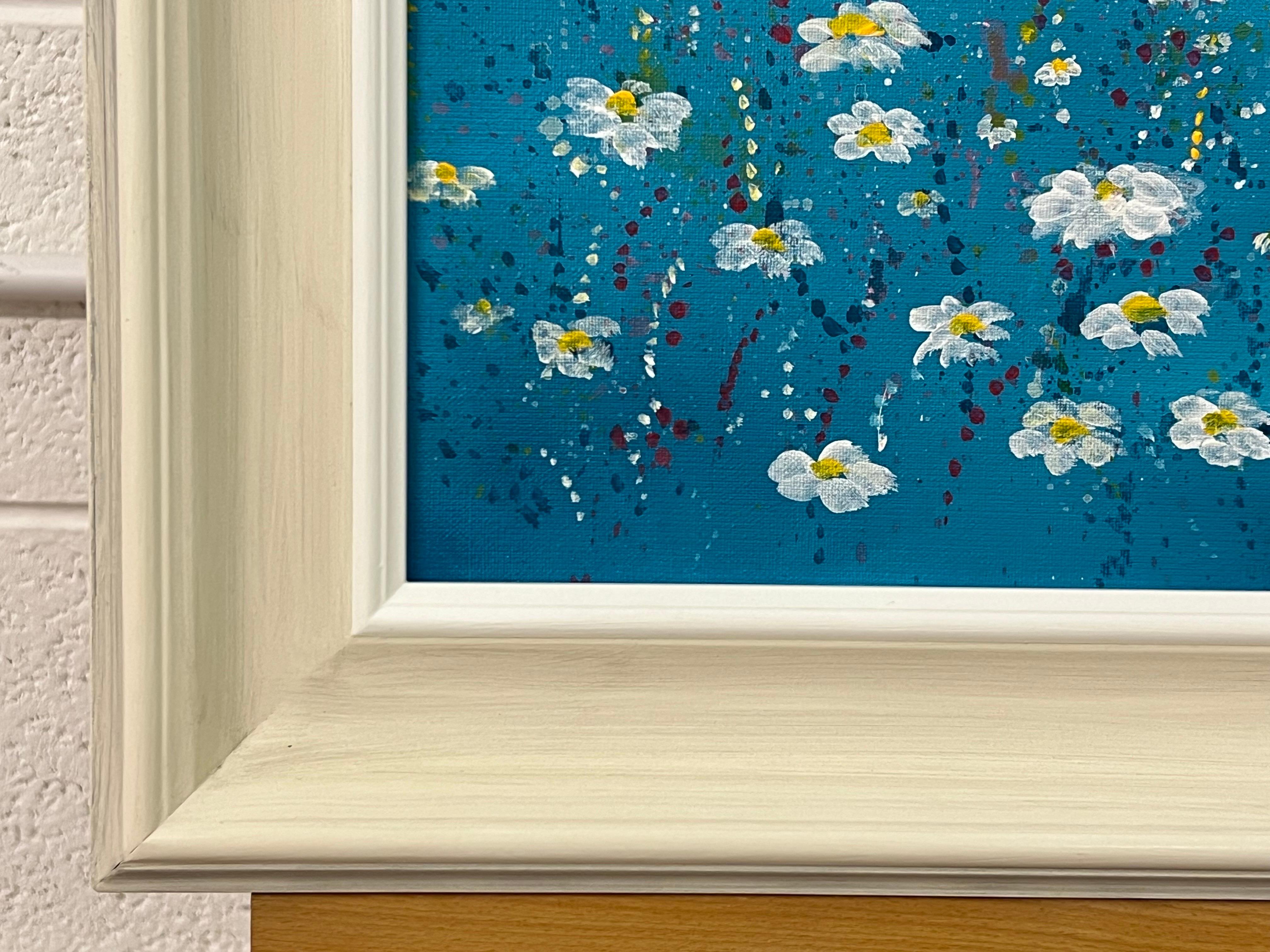 Flores abstractas de margaritas blancas sobre fondo turquesa por Artista Contemporáneo en venta 4