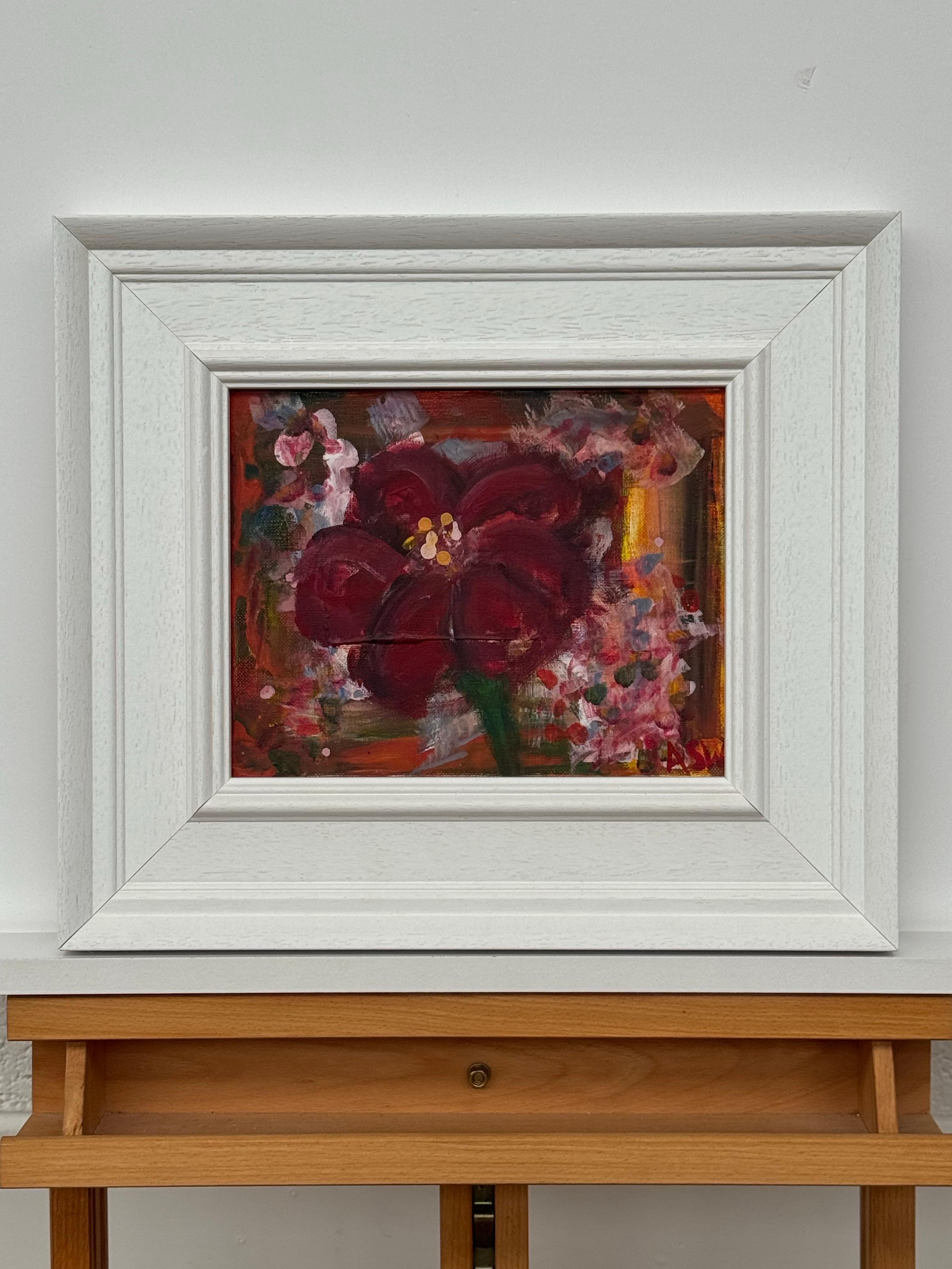 Estudio Ameryllis 1 - Arte Floral Abstracto en Miniatura en Lienzo por Artista Contemporáneo - Abstract Painting Gris de Angela Wakefield