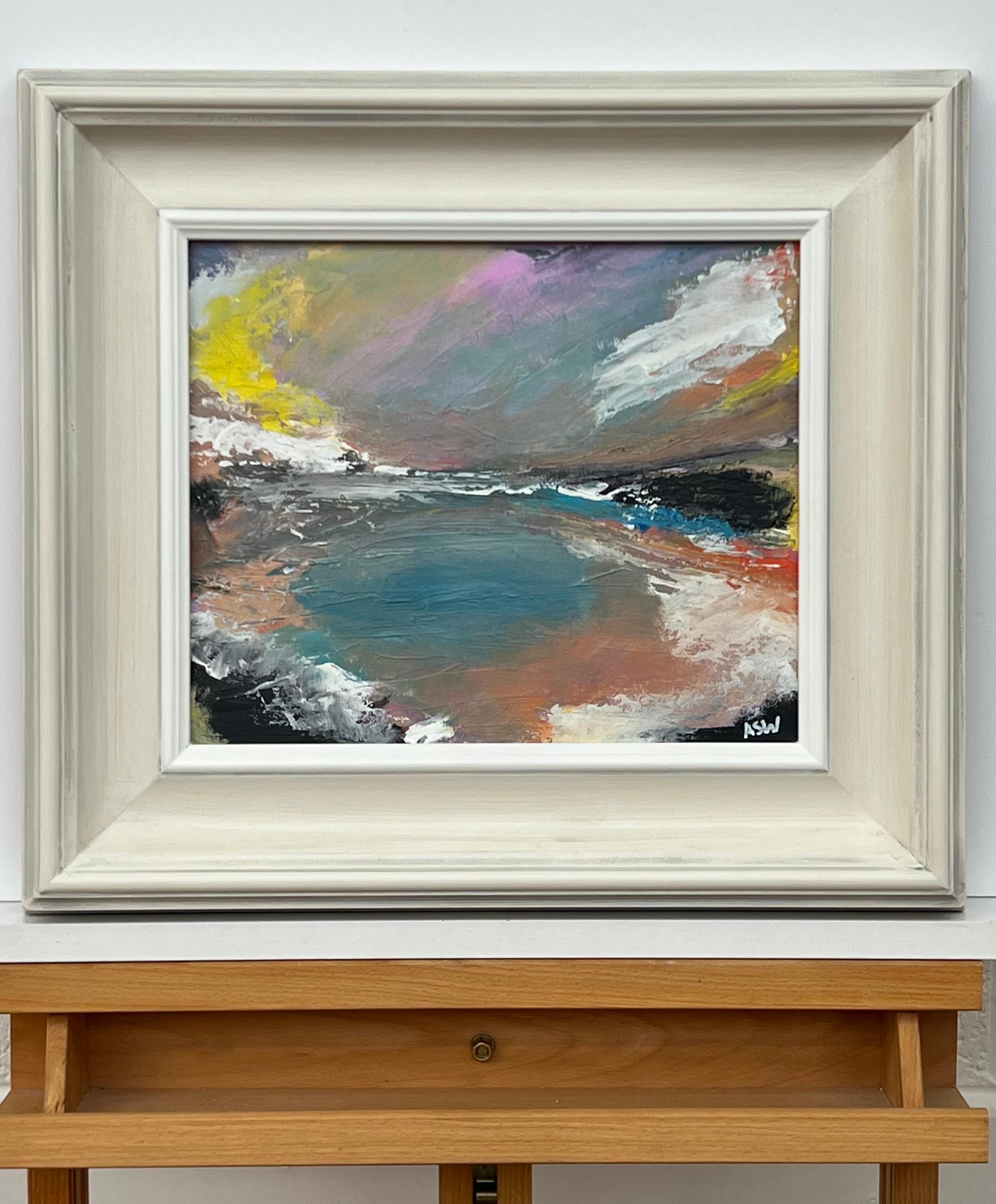 Paesaggio astratto audace ed espressivo con rosa, giallo e blu dell'artista britannico - Painting di Angela Wakefield