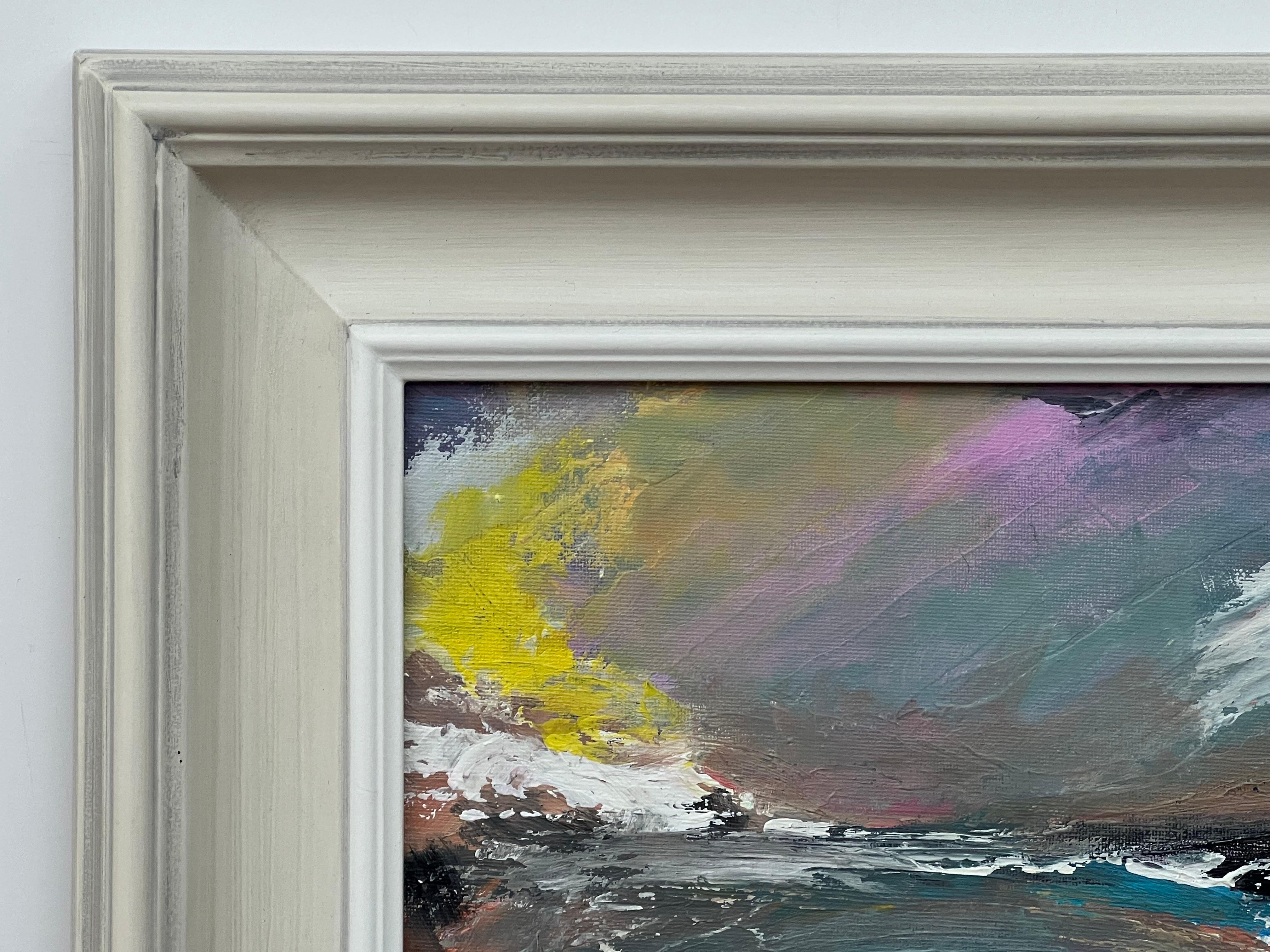 Paesaggio astratto audace ed espressivo con rosa, giallo e blu dell'artista britannico in vendita 3