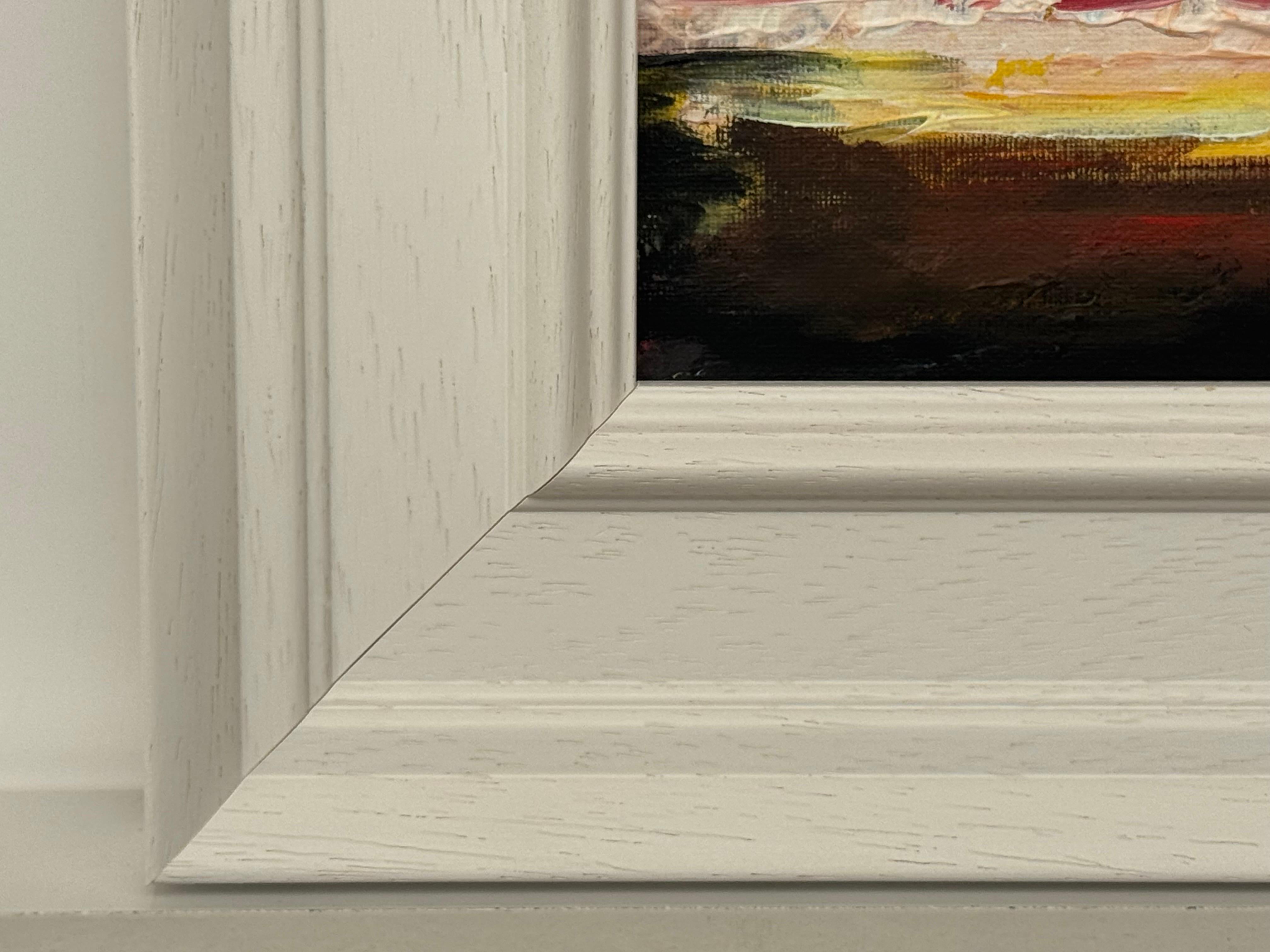 Afterglow carmesí Estudio artístico de paisaje abstracto en miniatura por un artista contemporáneo en venta 2