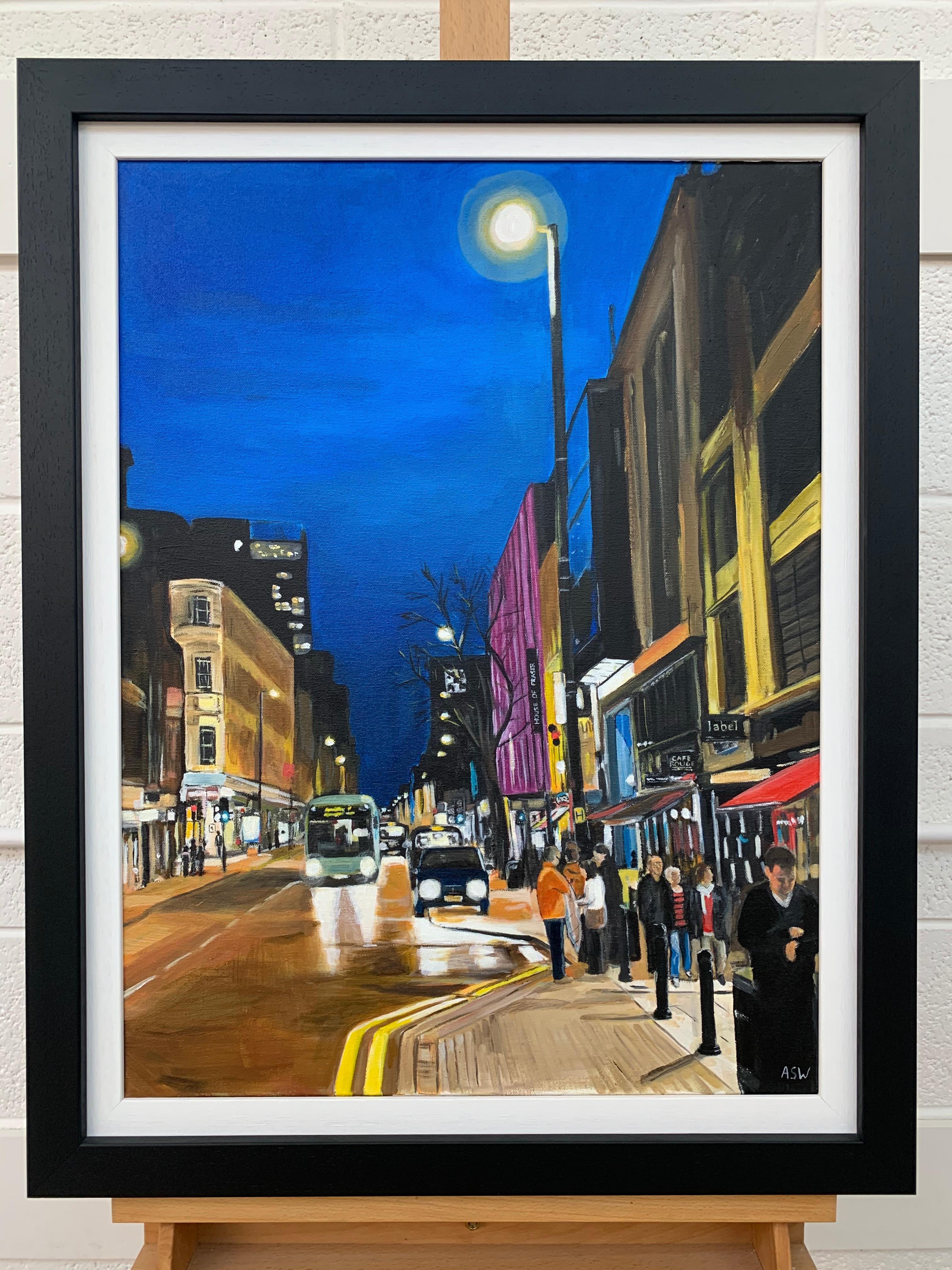 Deansgate in the Rain Manchester City Street Scene, England, von britischer Künstler (Violett), Landscape Painting, von Angela Wakefield