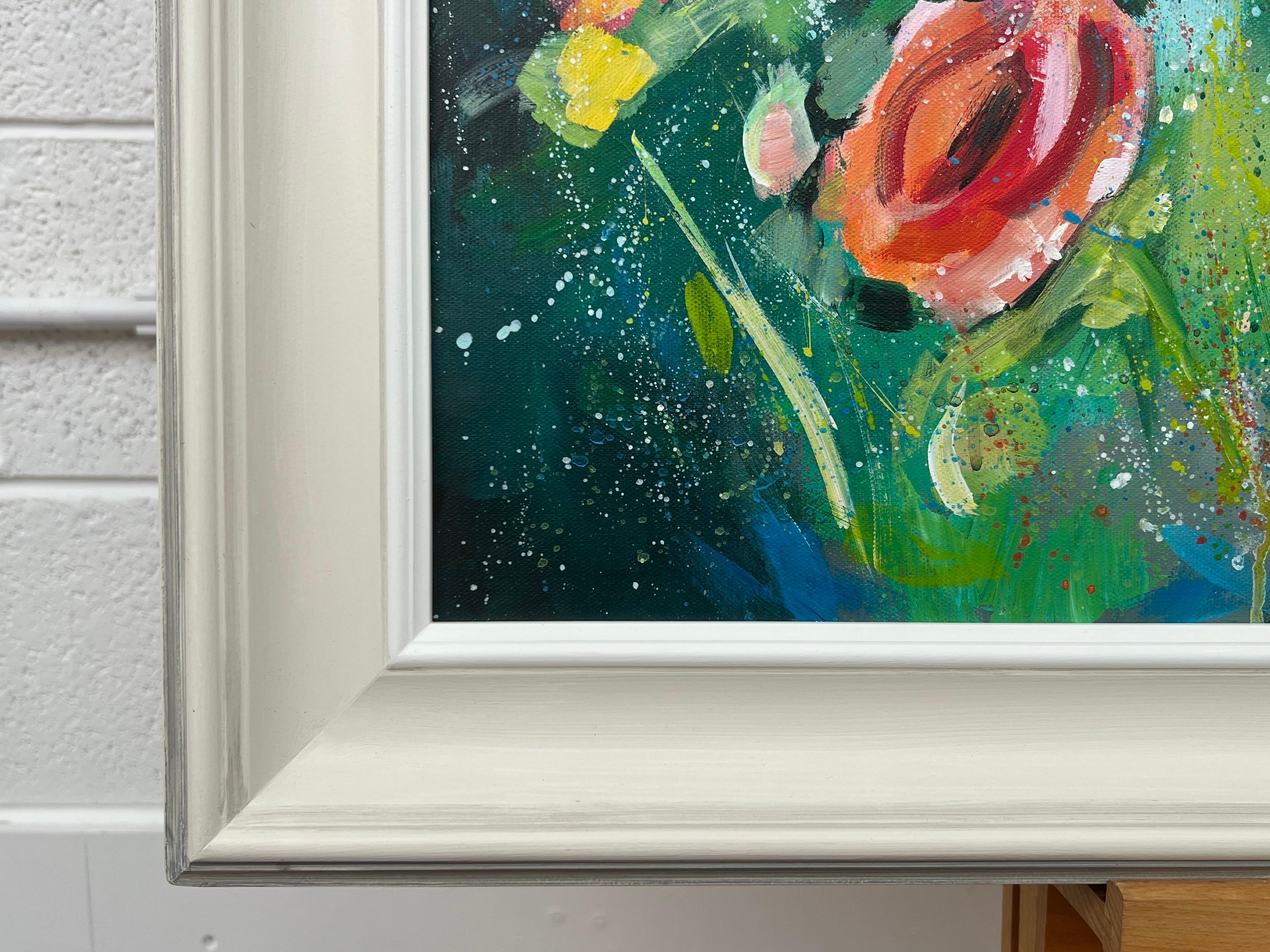 Englische Wiesenlandschaft mit wilden roten Blumen von Contemporary British Artist im Angebot 5