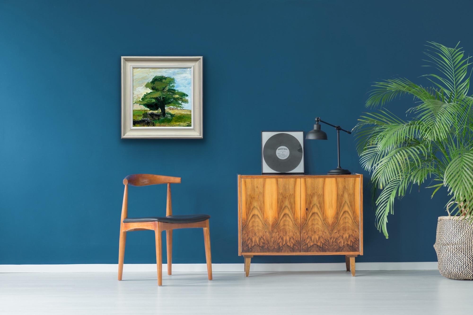 Peinture de paysage expressive en forme d'arbre de chêne par un artiste britannique contemporain - Impressionnisme abstrait Painting par Angela Wakefield