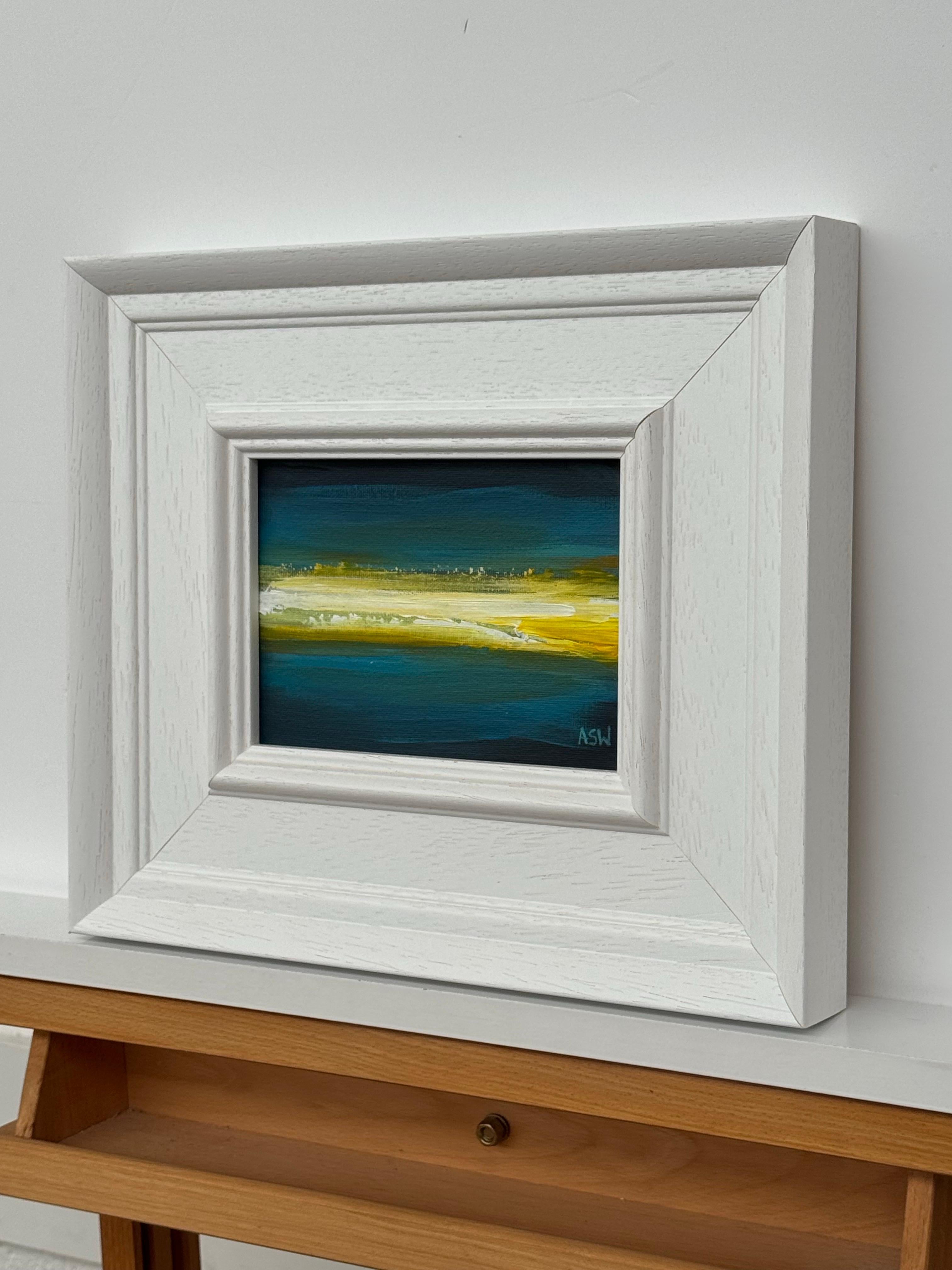 Horizonte dorado - Estudio artístico de paisaje abstracto en miniatura de la artista contemporánea Angela Wakefield

El arte mide 7 x 5 pulgadas
El marco mide 13 x 11 pulgadas

Título: Horizonte Dorado
Artista: Angela Wakefield
Medio: Acrílico sobre