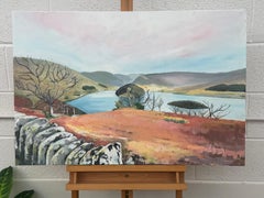 Weitläufige Landschaft von Haweswater mit Pastelltönen im Lake District, England