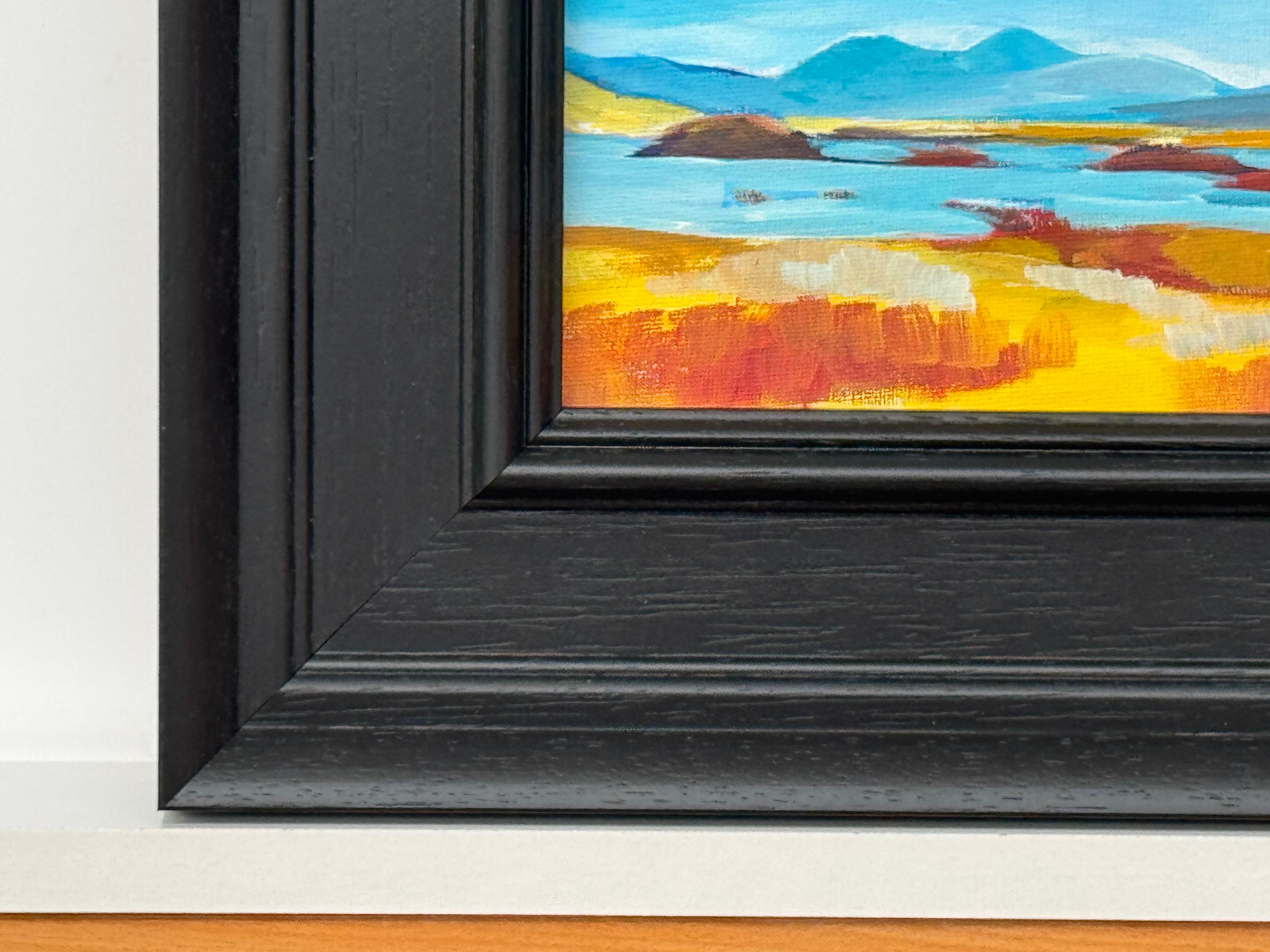 Paisaje en miniatura de las Tierras Altas de Escocia por la artista contemporánea Angela Wakefield

El arte mide 7 x 5 pulgadas
El marco mide 13 x 11 pulgadas

Angela Wakefield 
Estudio original único de pintura en miniatura de un paisaje 

Angela