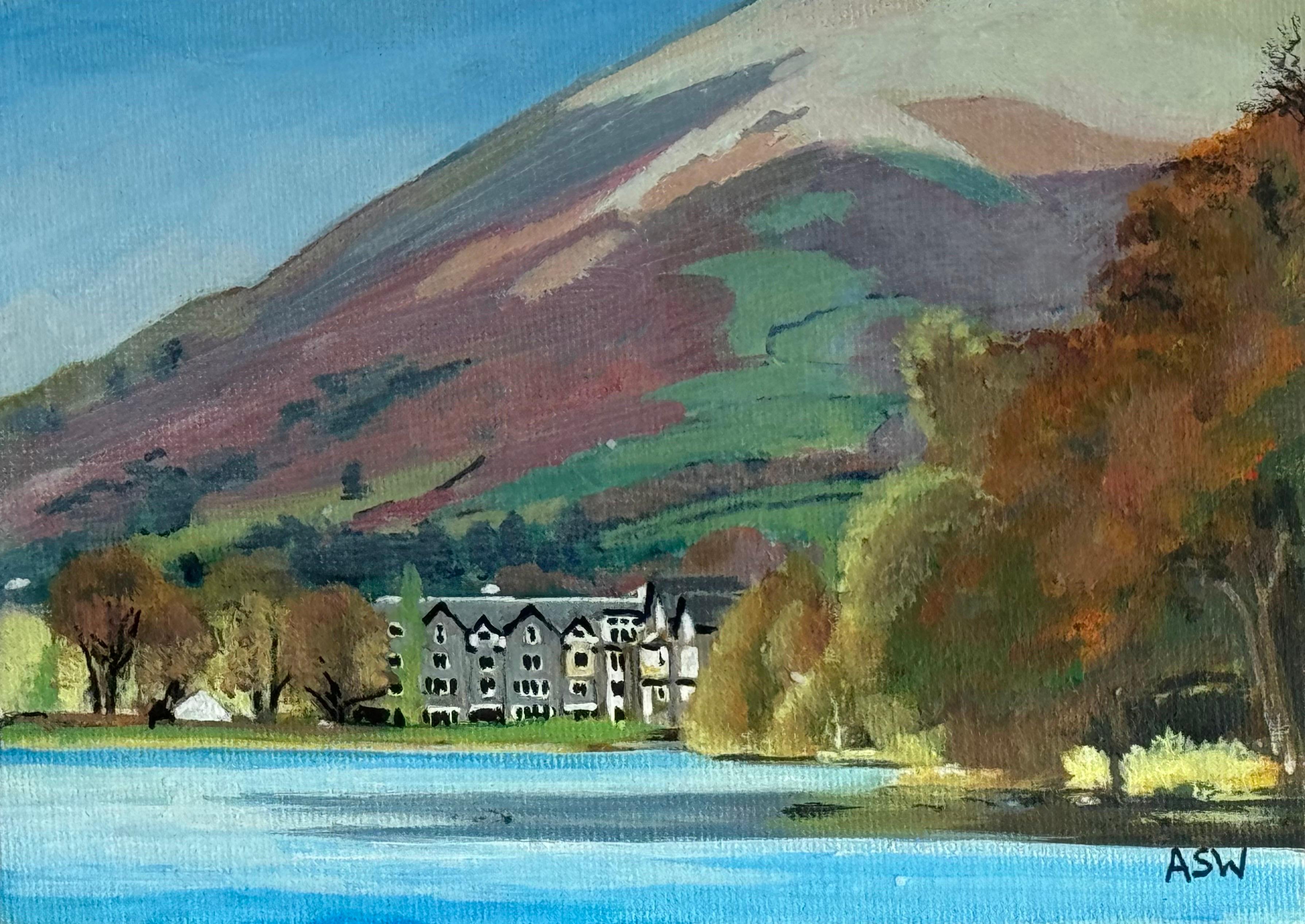Paisaje en miniatura del Hotel Daffodil en Grasmere, en el Distrito de los Lagos, Inglaterra - Painting de Angela Wakefield