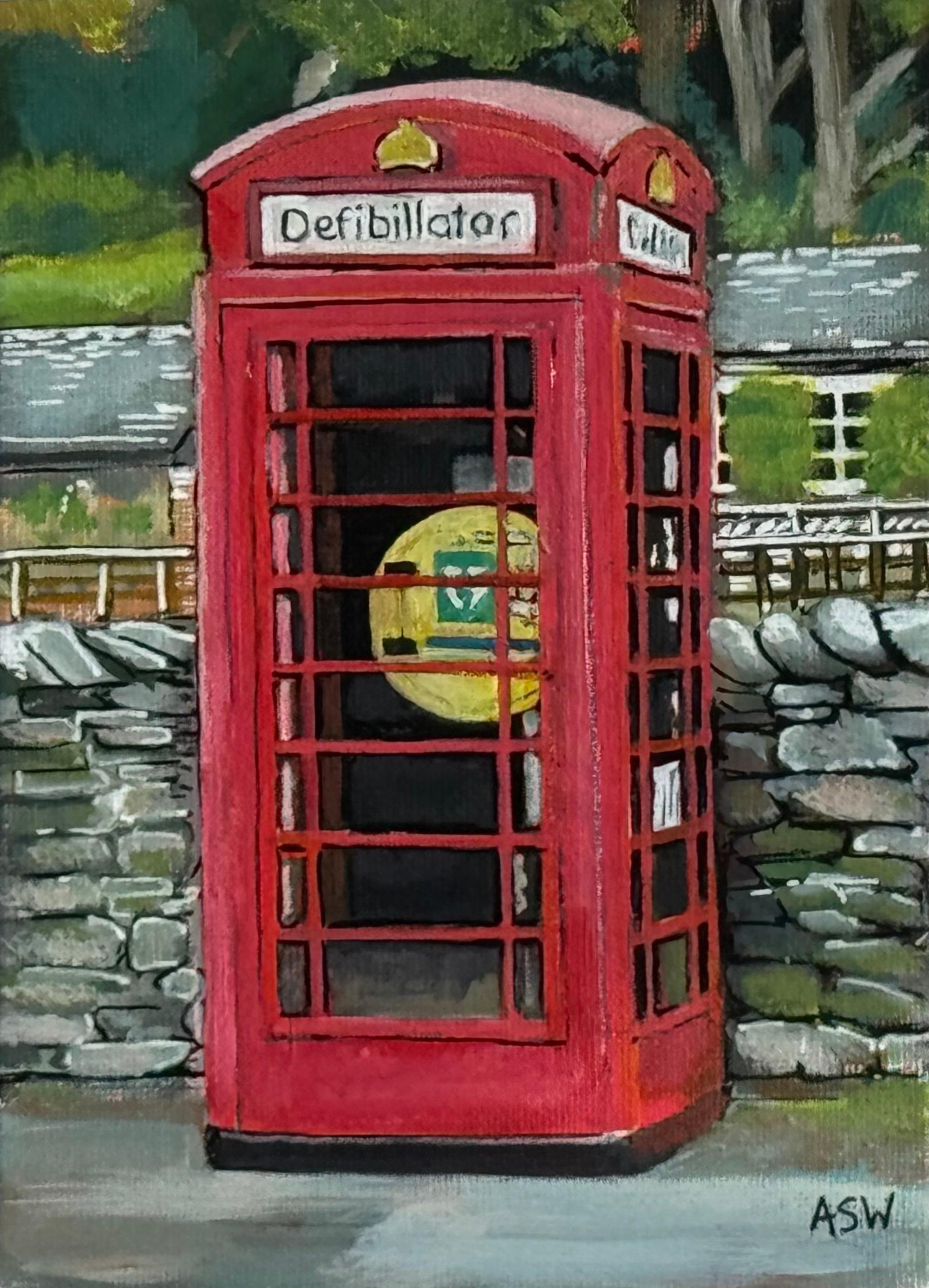 Pintura en miniatura de una cabina telefónica en el pueblo de Grasmere, en el Distrito de los Lagos, Inglaterra - Painting de Angela Wakefield